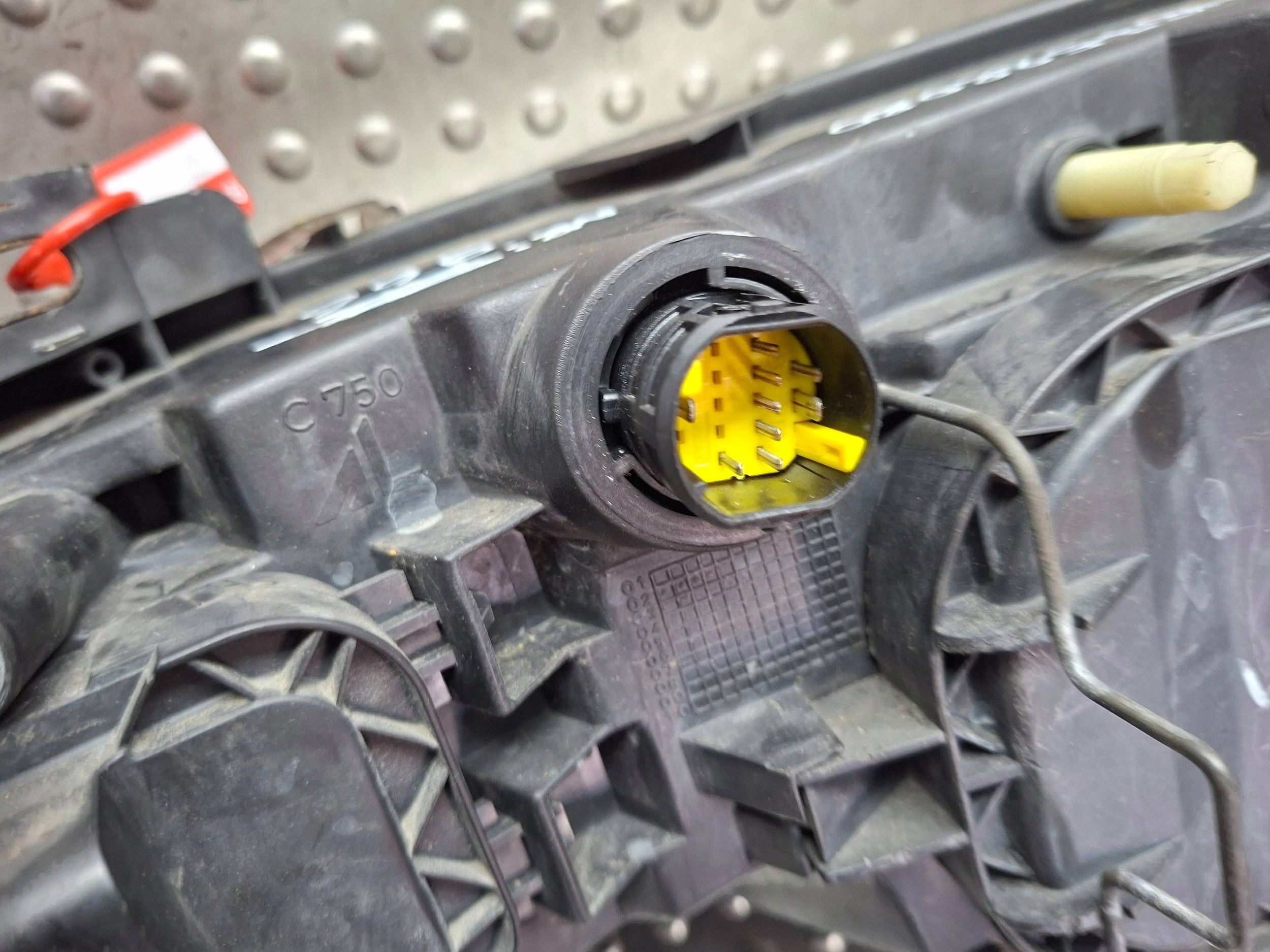 light right front 467588080 FIAT STILO 5D 2001