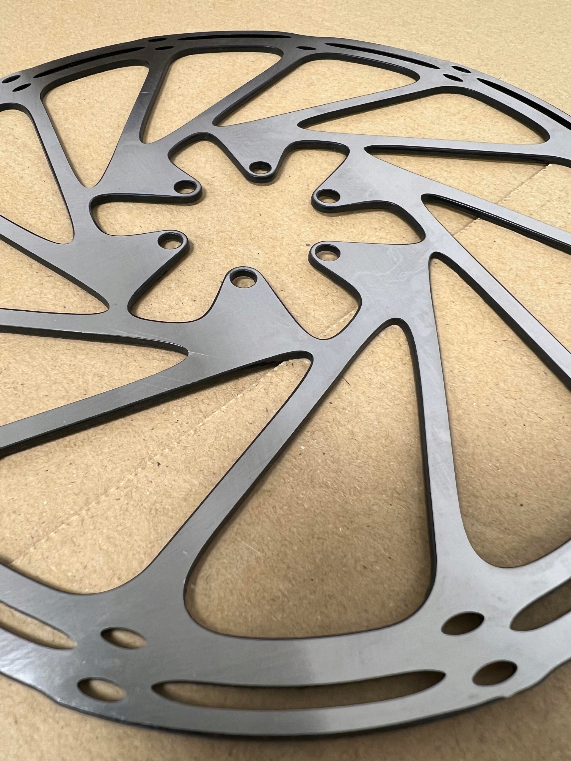 Tarcza hamulcowa Sram Rotor Centerline 220mm 6 ś. Kod producenta 00.5018.037.031