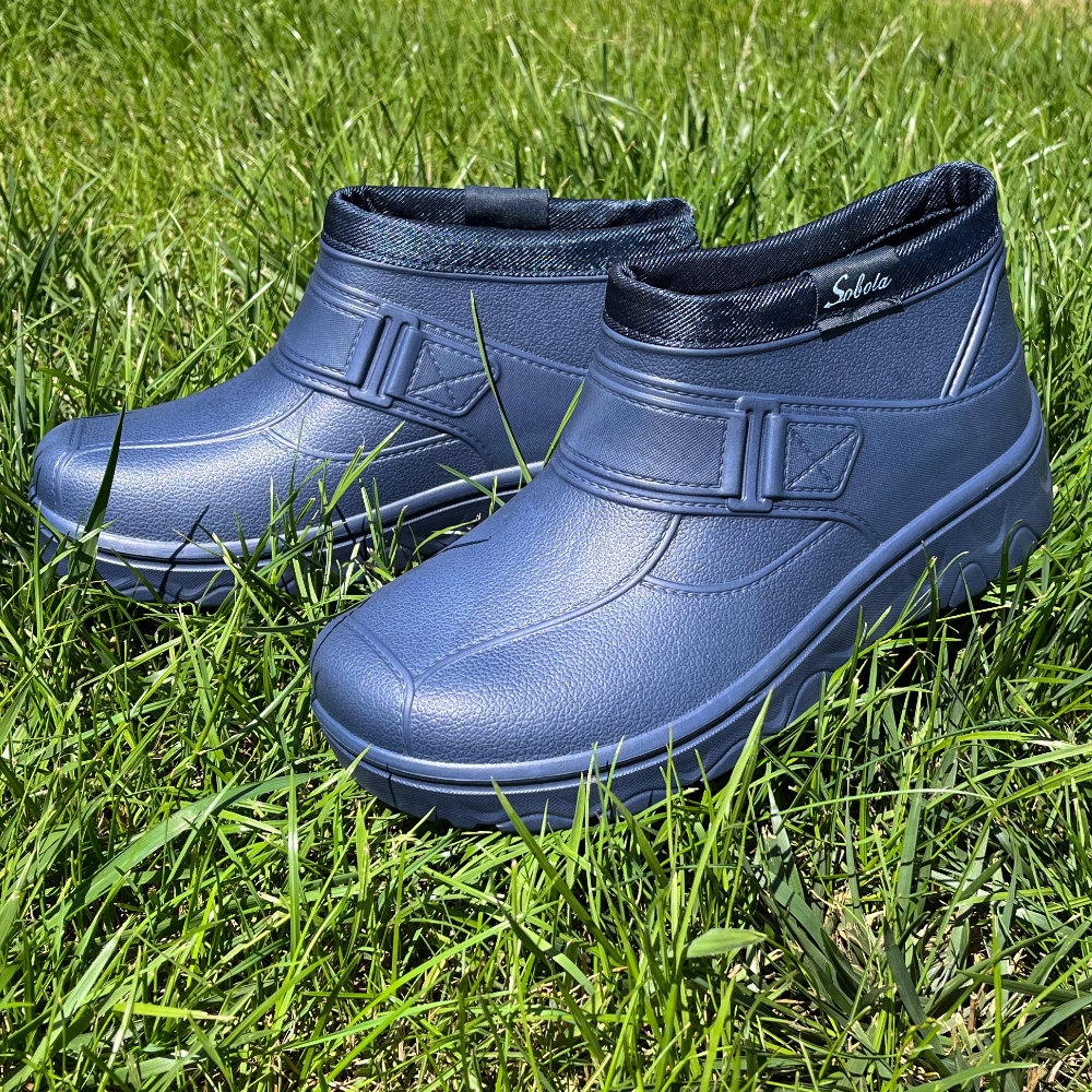 Kalosze damskie Dust Light buty piankowe ogrodowe Granatowe 39 Wysokość za kostkę