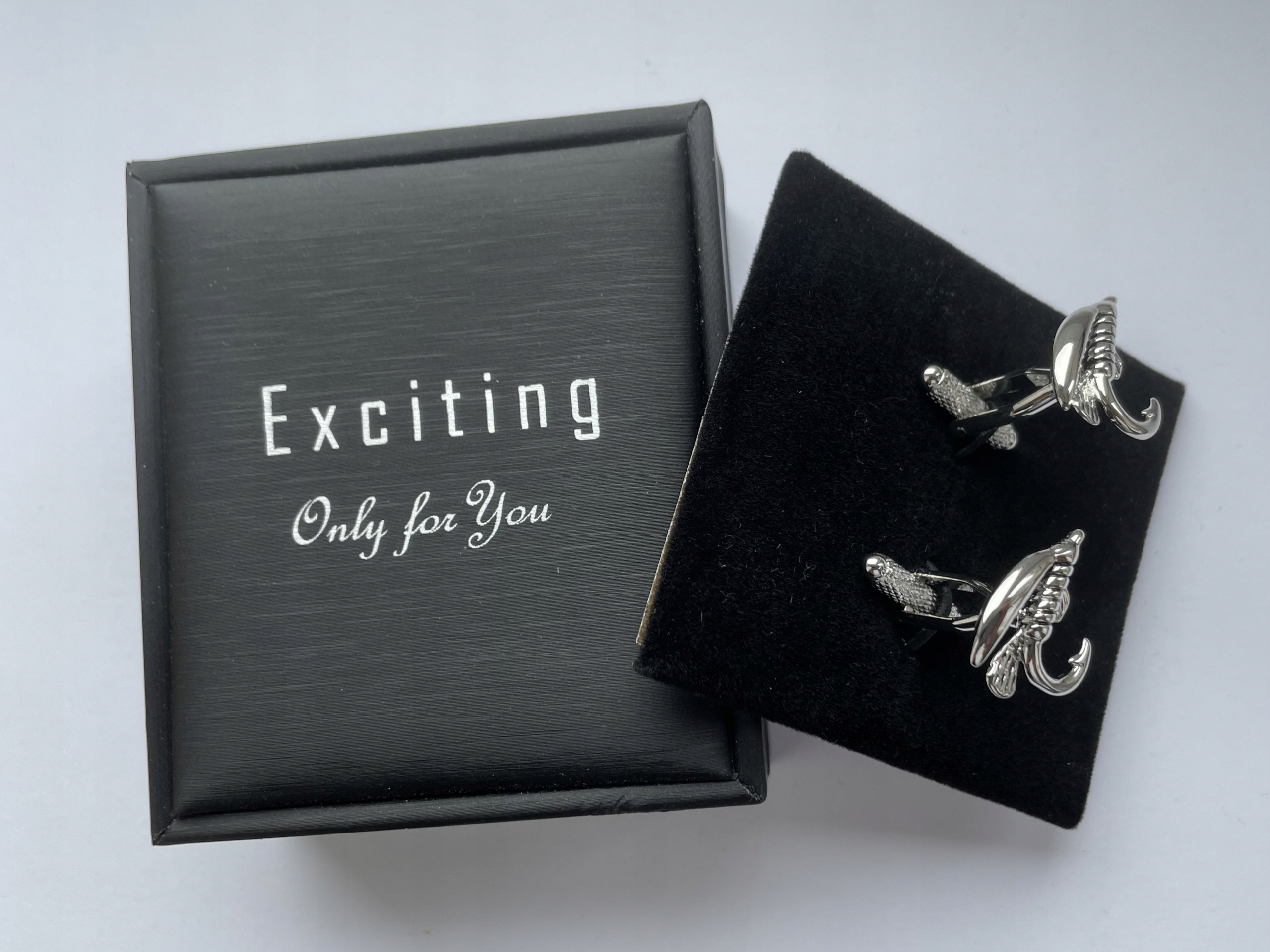 Manžetové knoflíčky Exc Háček Muška na ryby Spinning pro rybáře