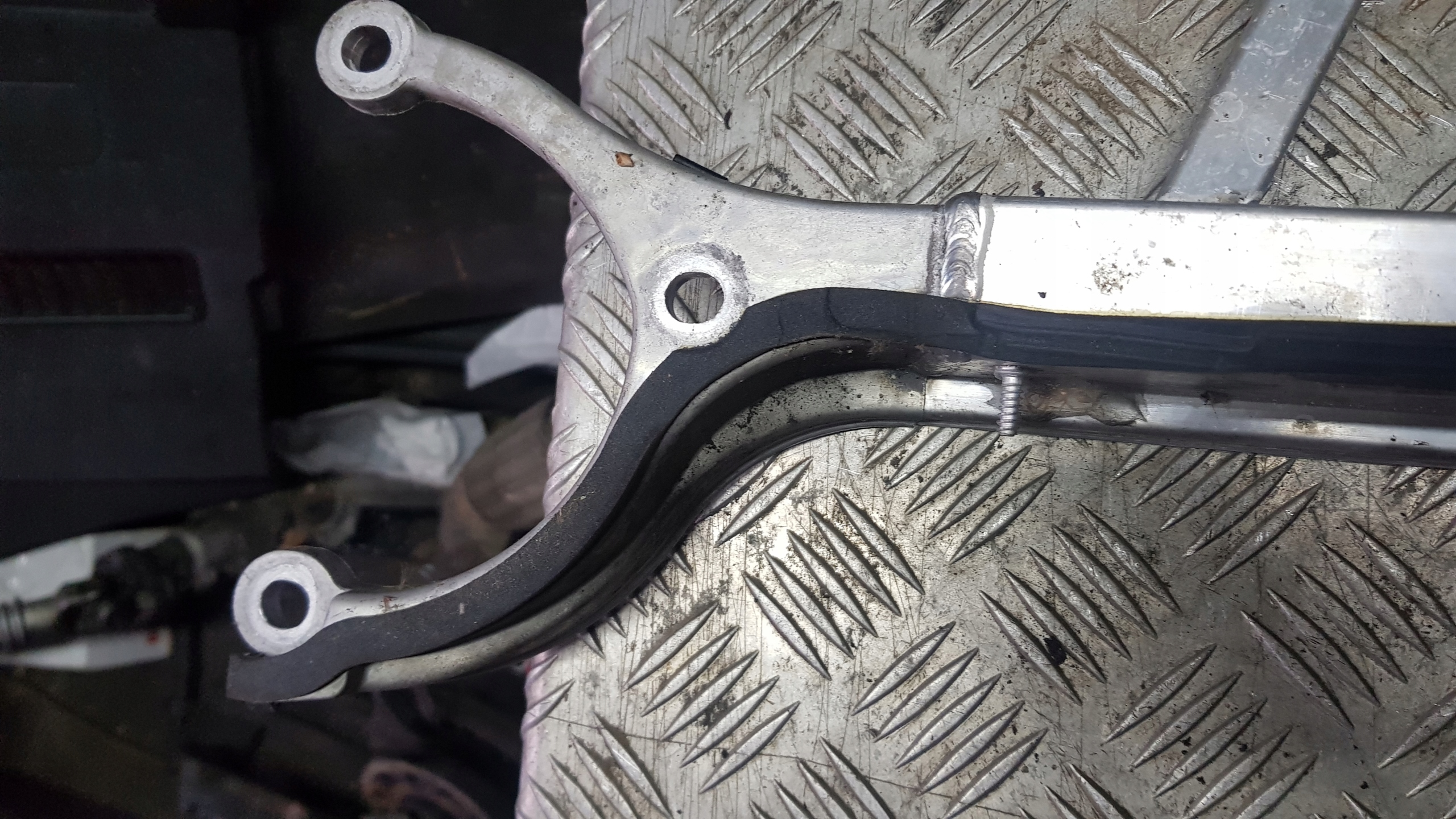 AUDI A8 D3 sider console brace KIELICHOW 4E1805253F