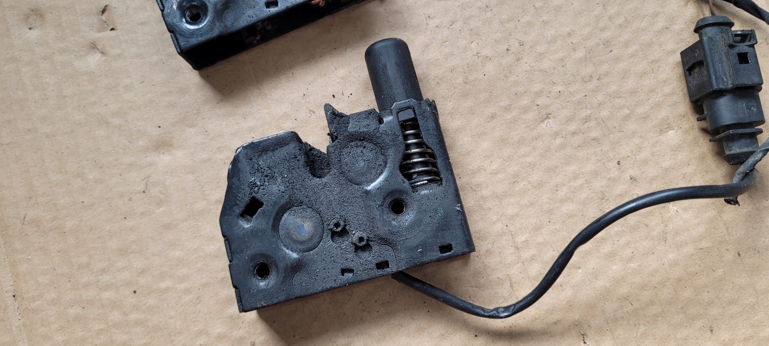 A6 C7 4G S6 bonnet latch lock front 4G0823509C S7 4G A7