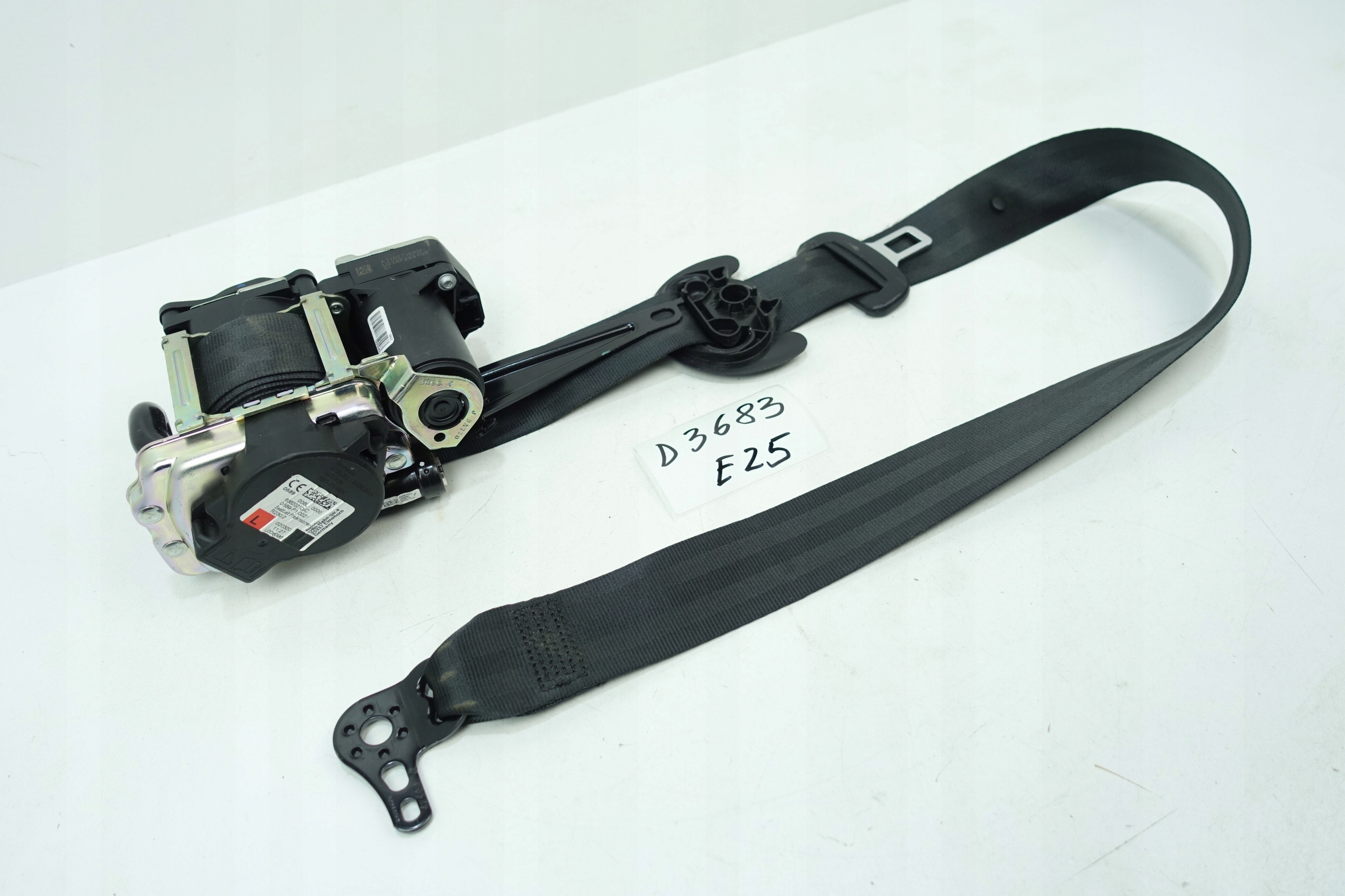 tension belt safety left front VW TIGUAN II 5NA