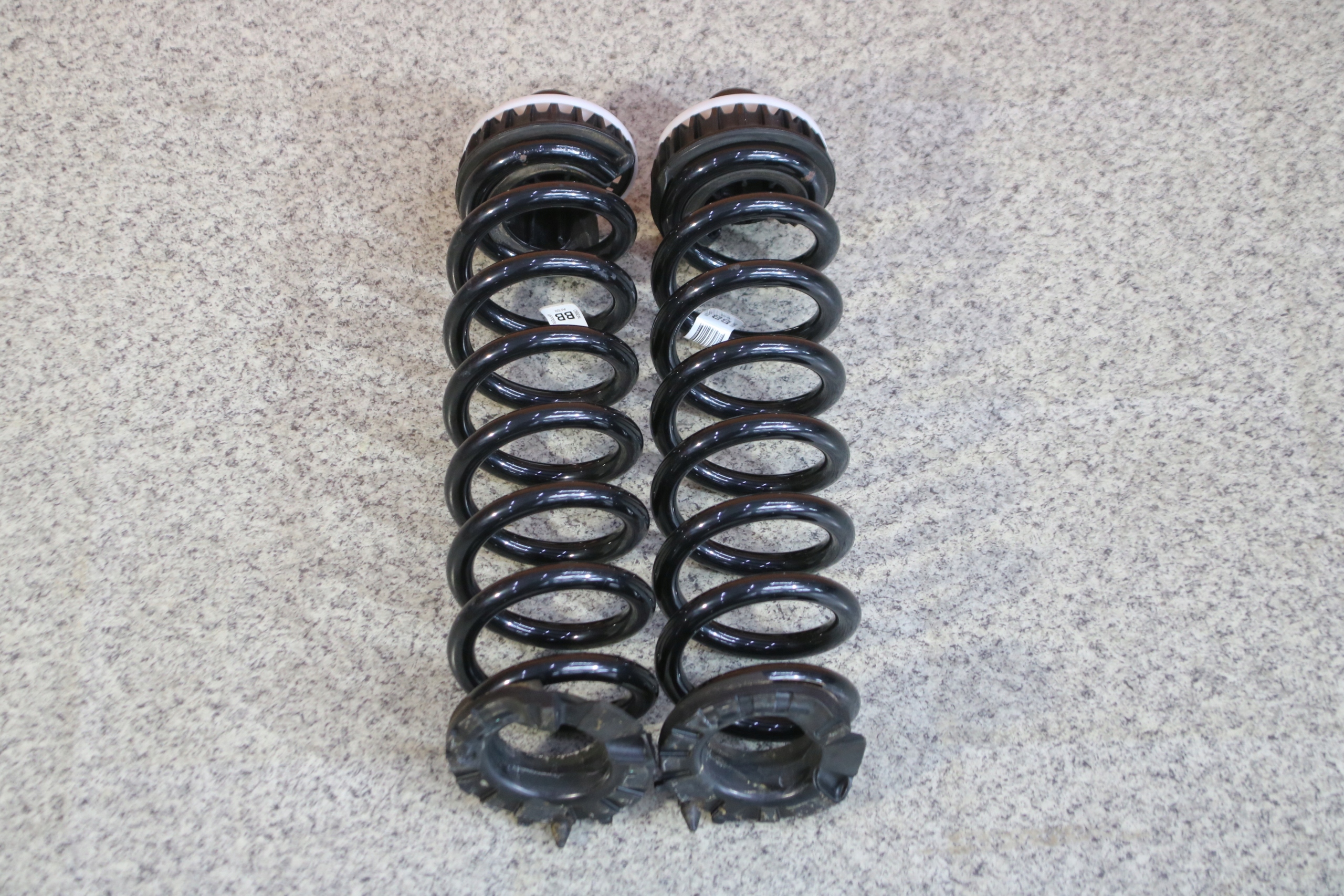 BMW G20 springs springing rear part rear. BB KOMPLET 6 km !!!