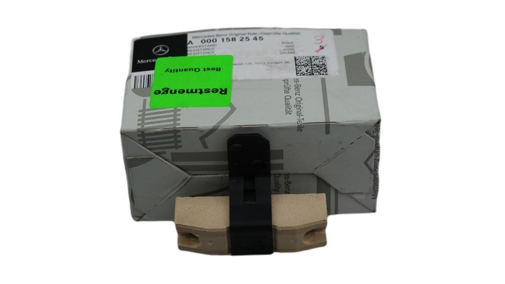 0110510030 - Резистор резистор воздуходувки Мерседес A0001582545