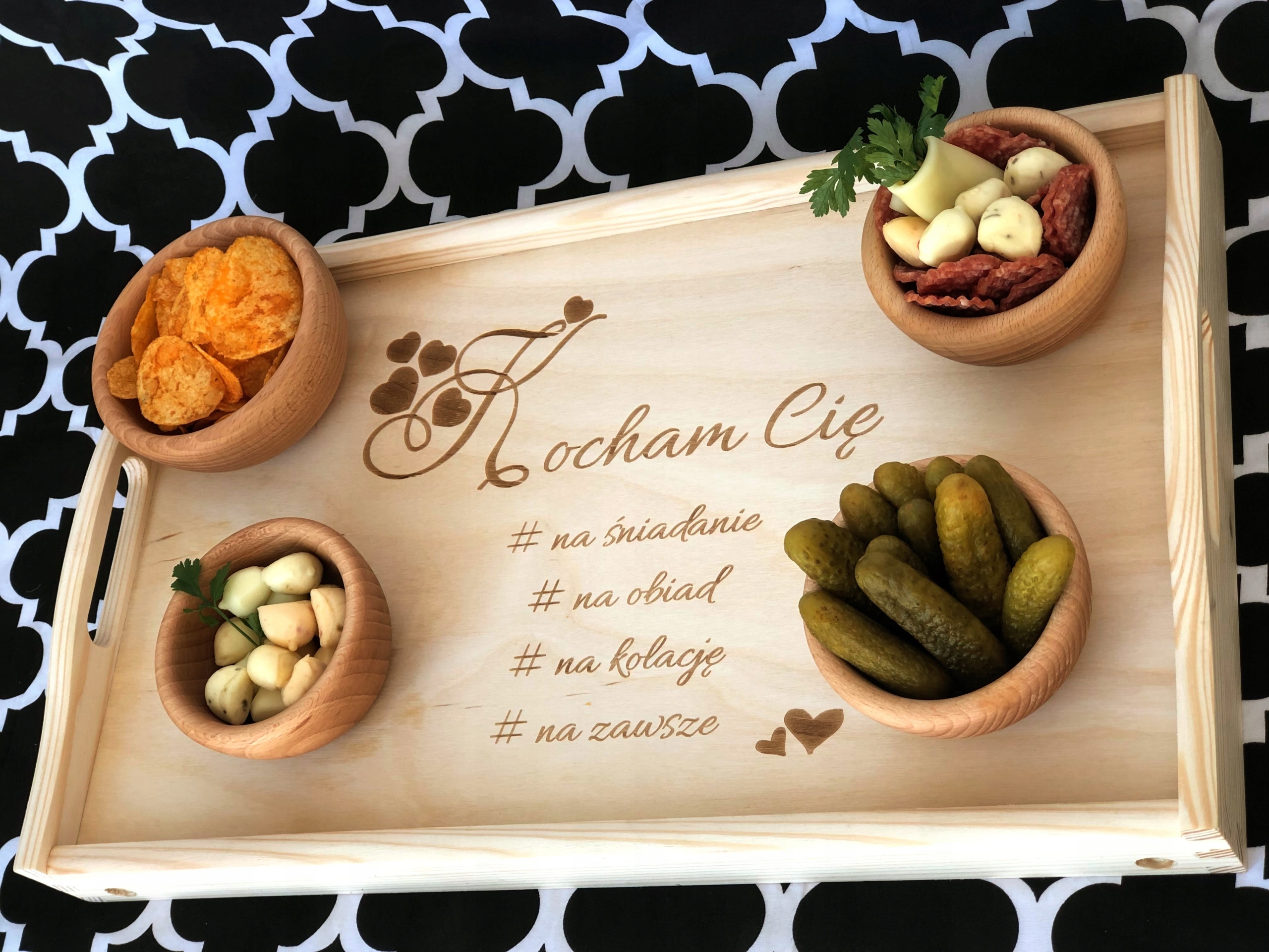 Stolik śniadaniowy naturalny PREZENT GRAWER Kocham Rodzaj taca