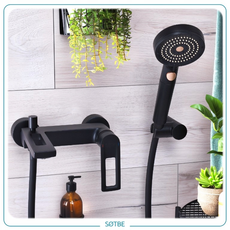 Słuchawka do prysznica 5 trybów Czarna Oszczędna Anti calc Filtr wymienny Stan opakowania oryginalne