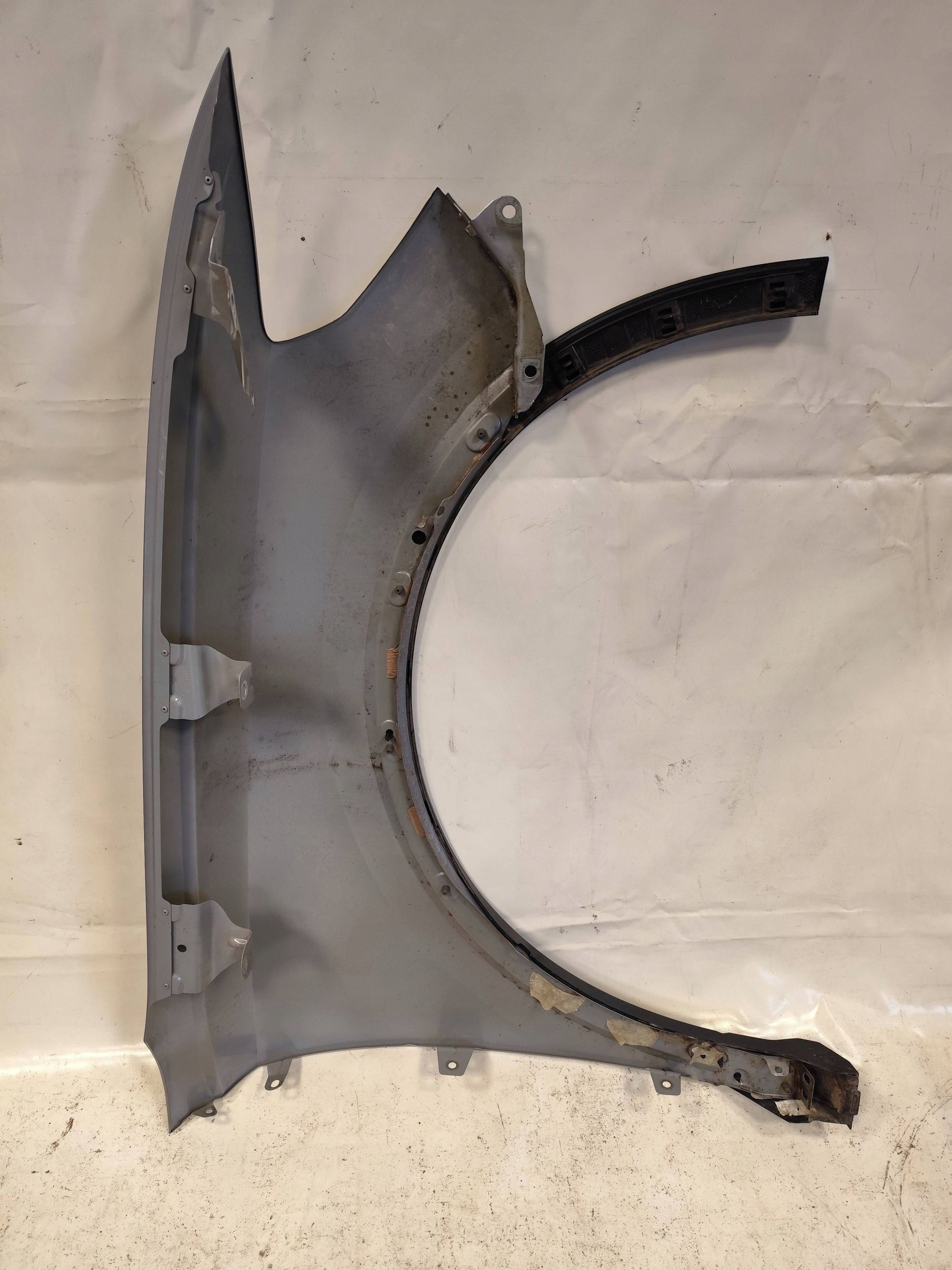 AUDI Q3 II 83A fender front left complete DEMONTAZ