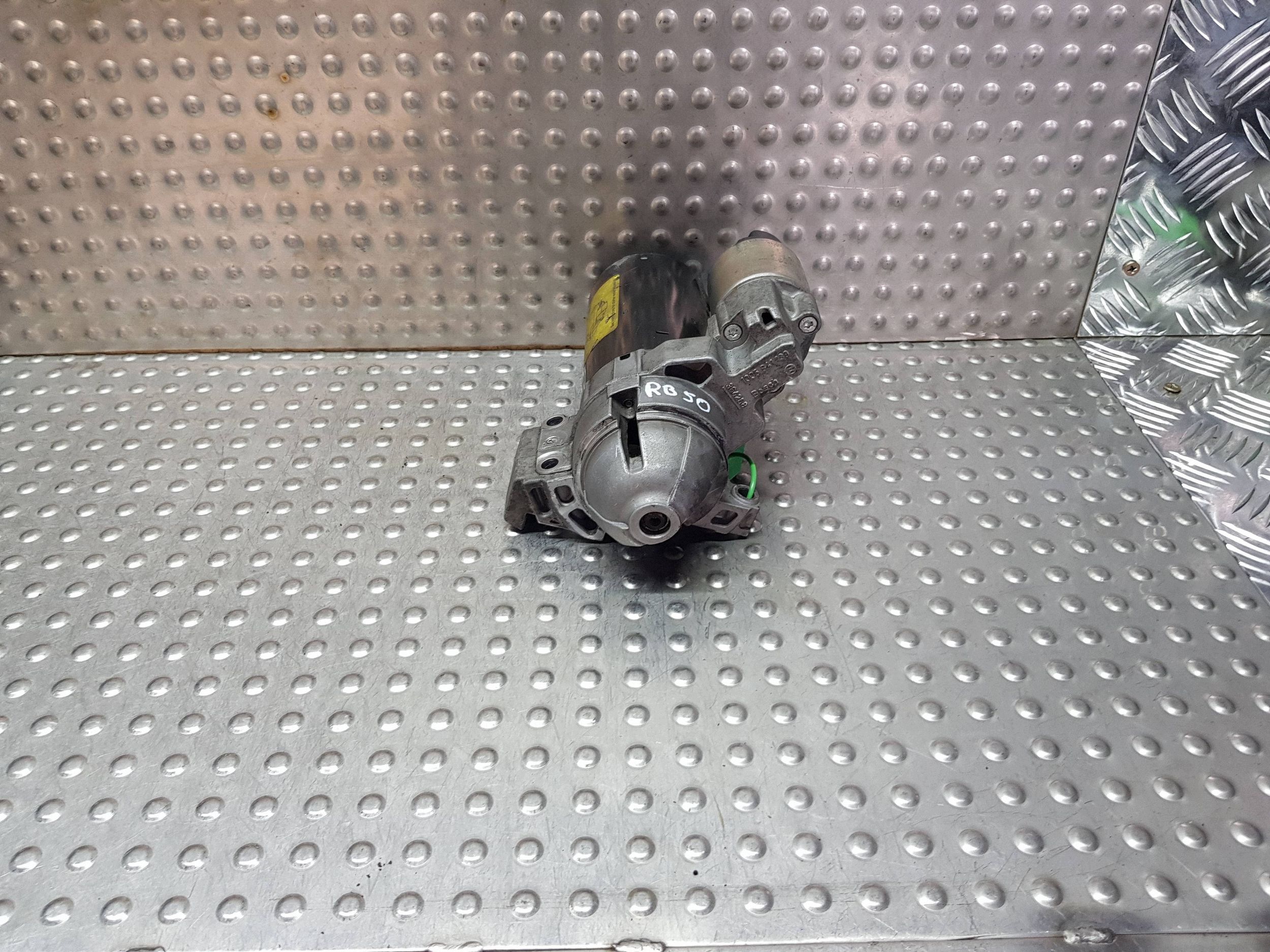anlasser starter 7801203 BMW E87 E81 E82 E83 E84 E88 E90 E91 E92 E93 N47 2.0D
