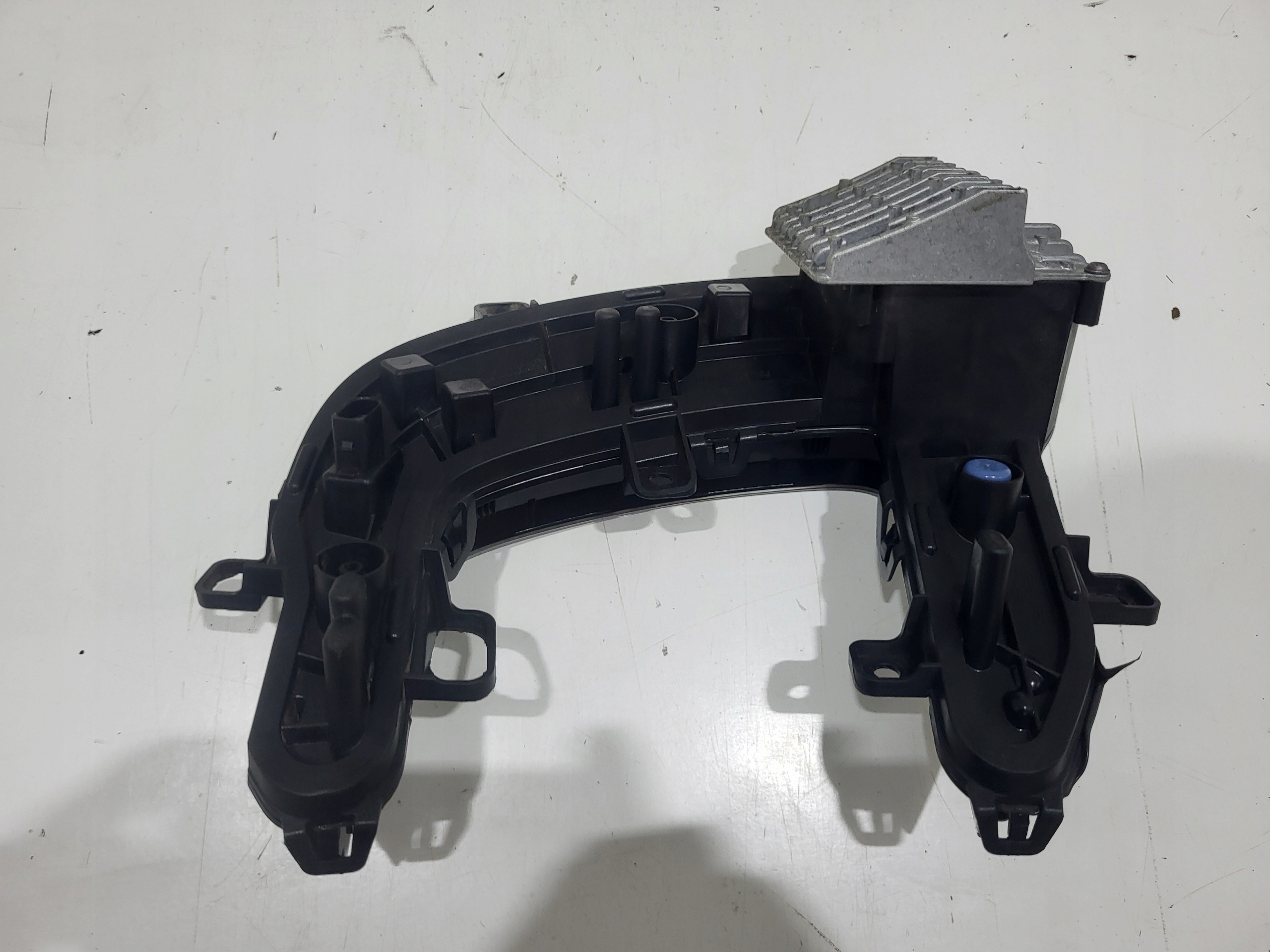 vw UP РЕСТАЙЛИНГ галоген левая led свет дневные 12E941055E оригинал