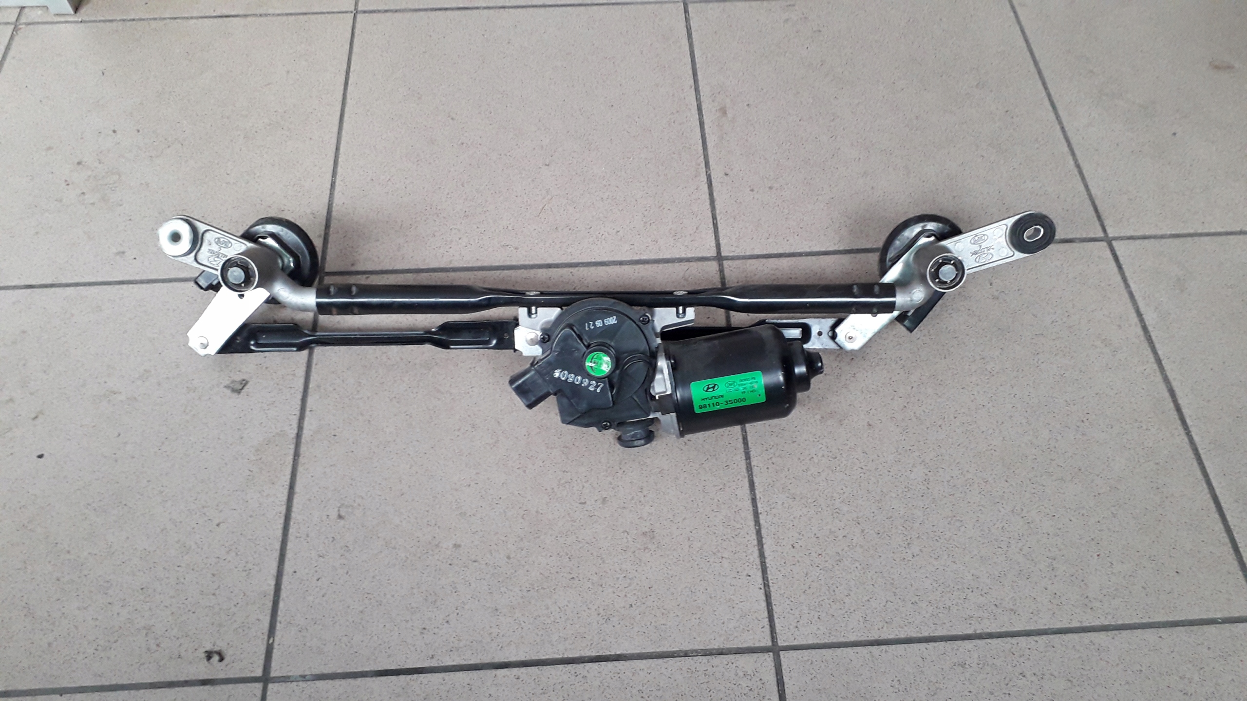 МЕХАНИЗМ СТЕКЛООЧИСТИТЕЛЯ HYUNDAI GENESIS COUPE