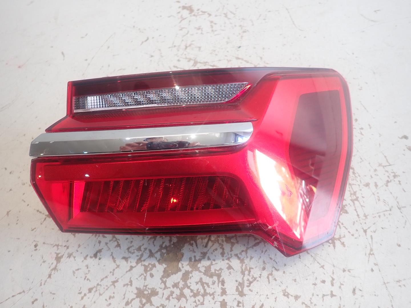 light rear part rear right AUDI A6 C8 2018- sedan
