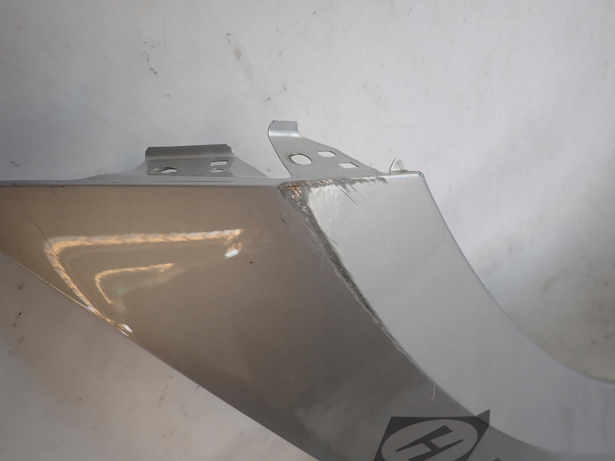SKODA ENYAQ IV 20-> fender front front right