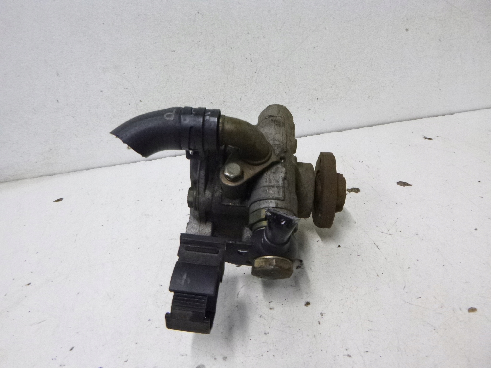servo pump VW Golf IV 1.4 00r..