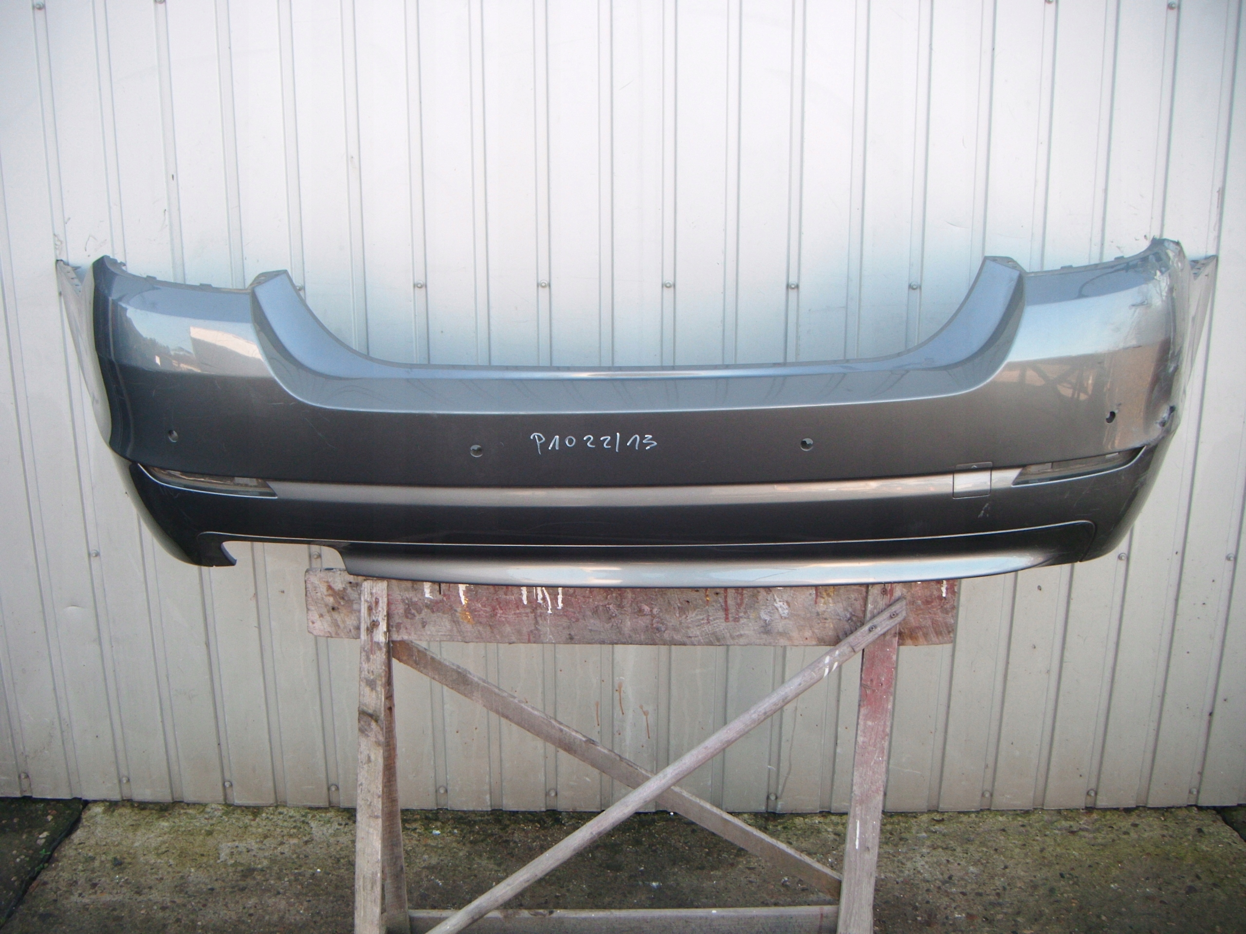 BMW 5 F10 SEDAN 10-13 ZDERZAK TYŁ 7240374-09