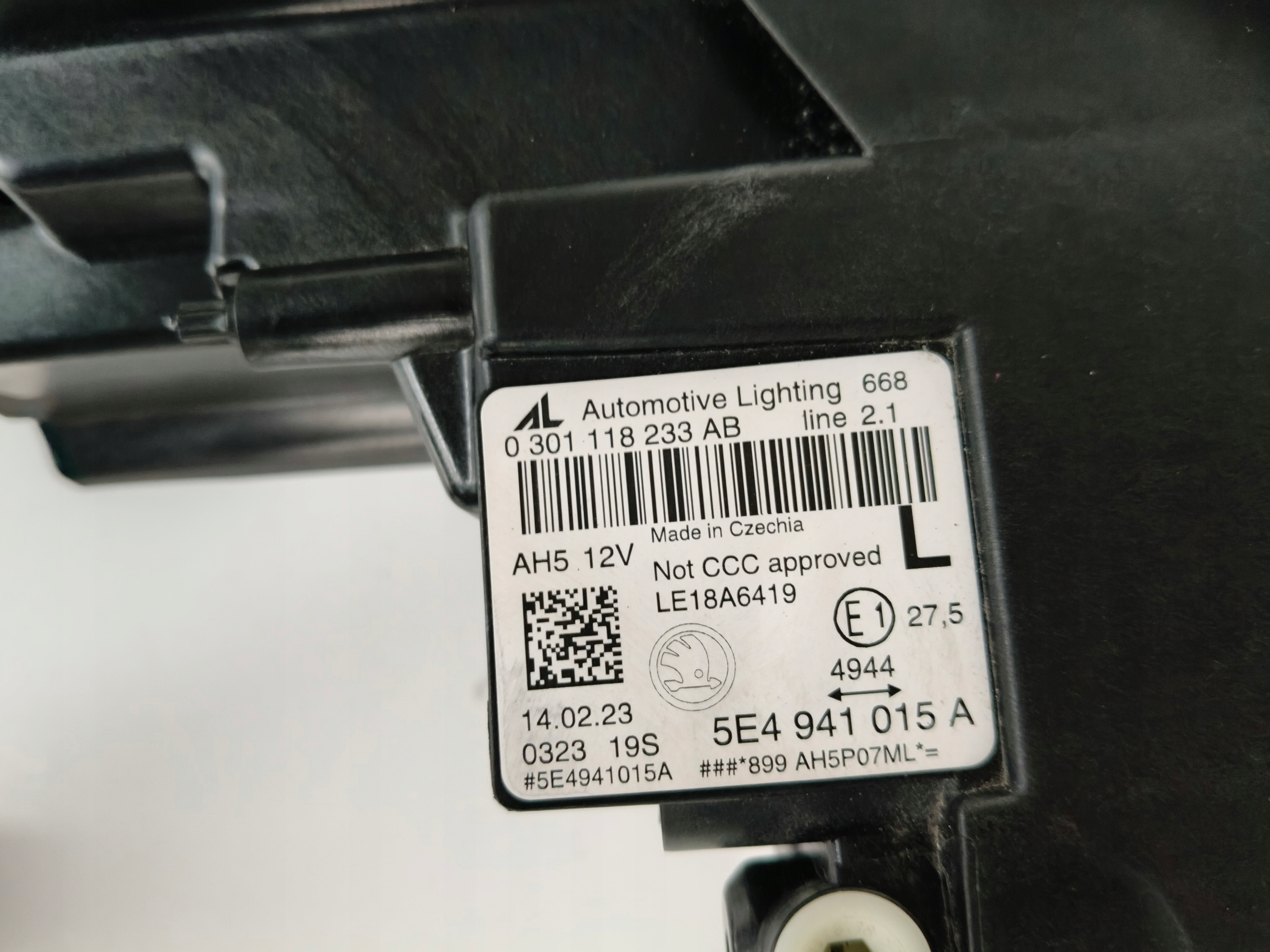 Licht links REFLEKTOR SKODA OCTAVIA IV 4 5E3 20- FULL LED