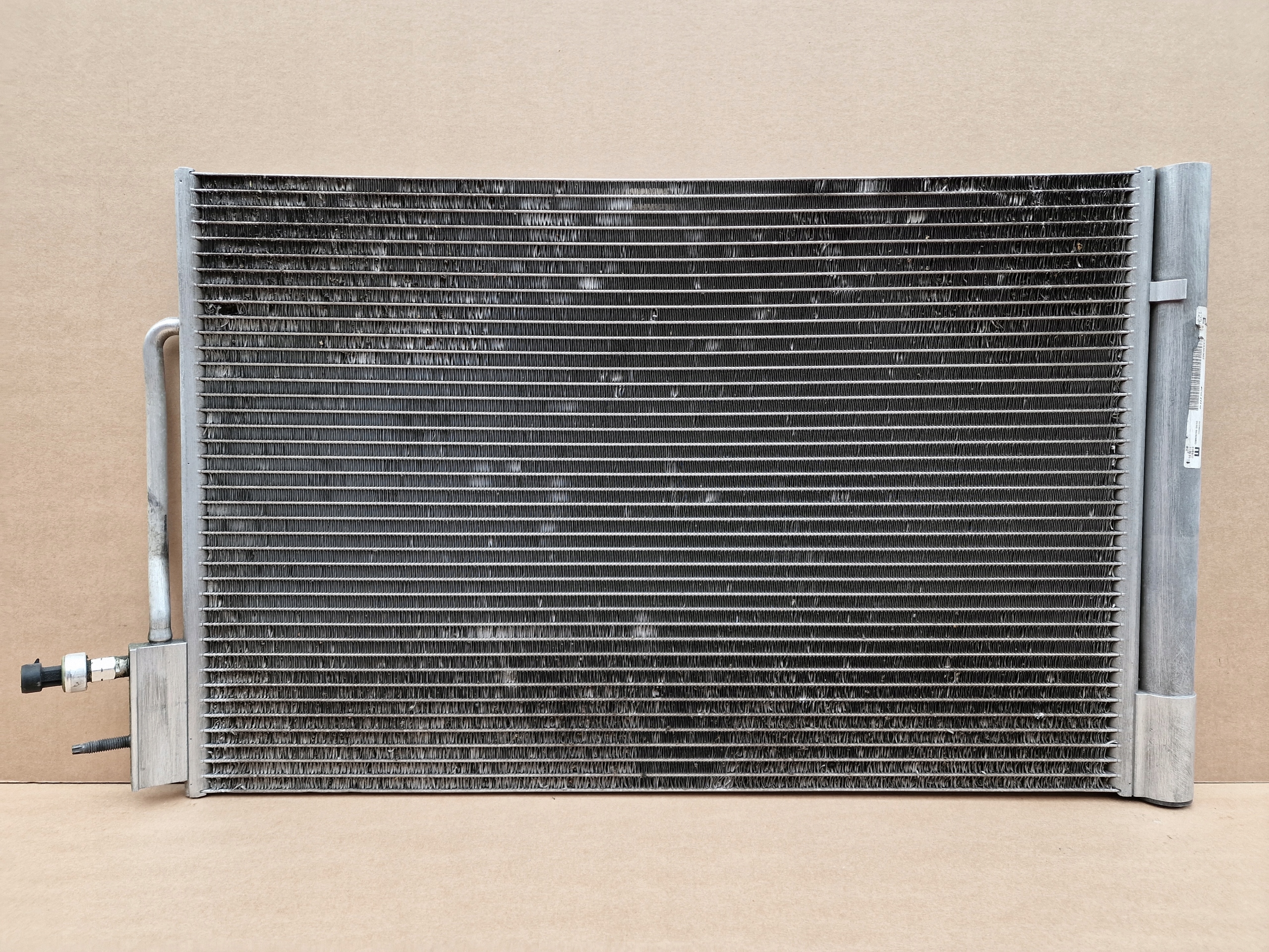 4312322 23336302 - РАДИАТОР КОНДИЦИОНЕРА OPEL INSIGNIA B