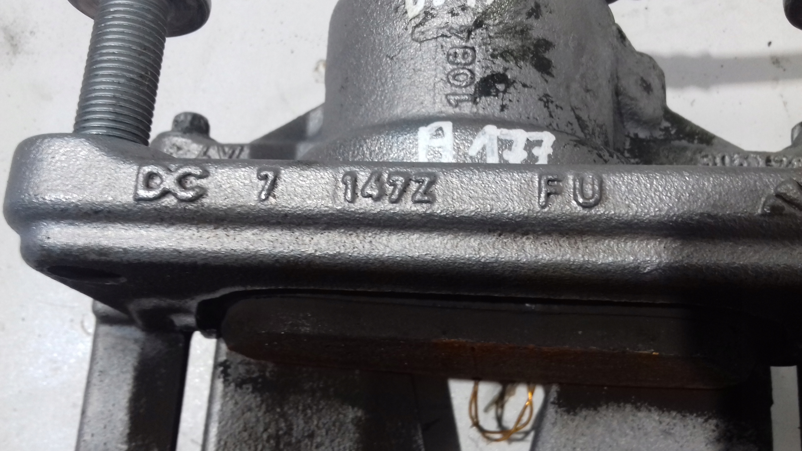 MERCEDES A W177 caliper brake right front