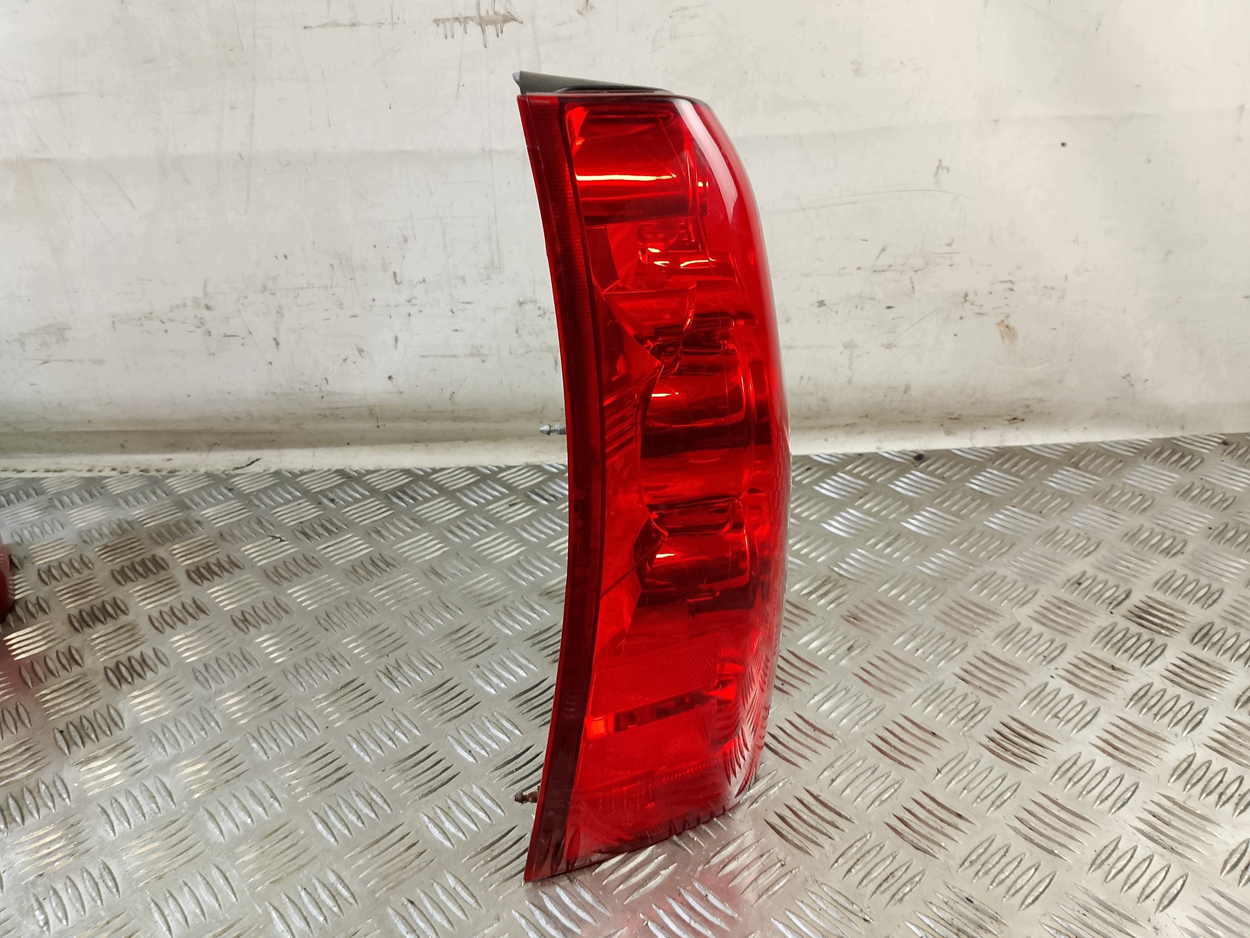 light left rear part left rear MAZDA TRIBUTE