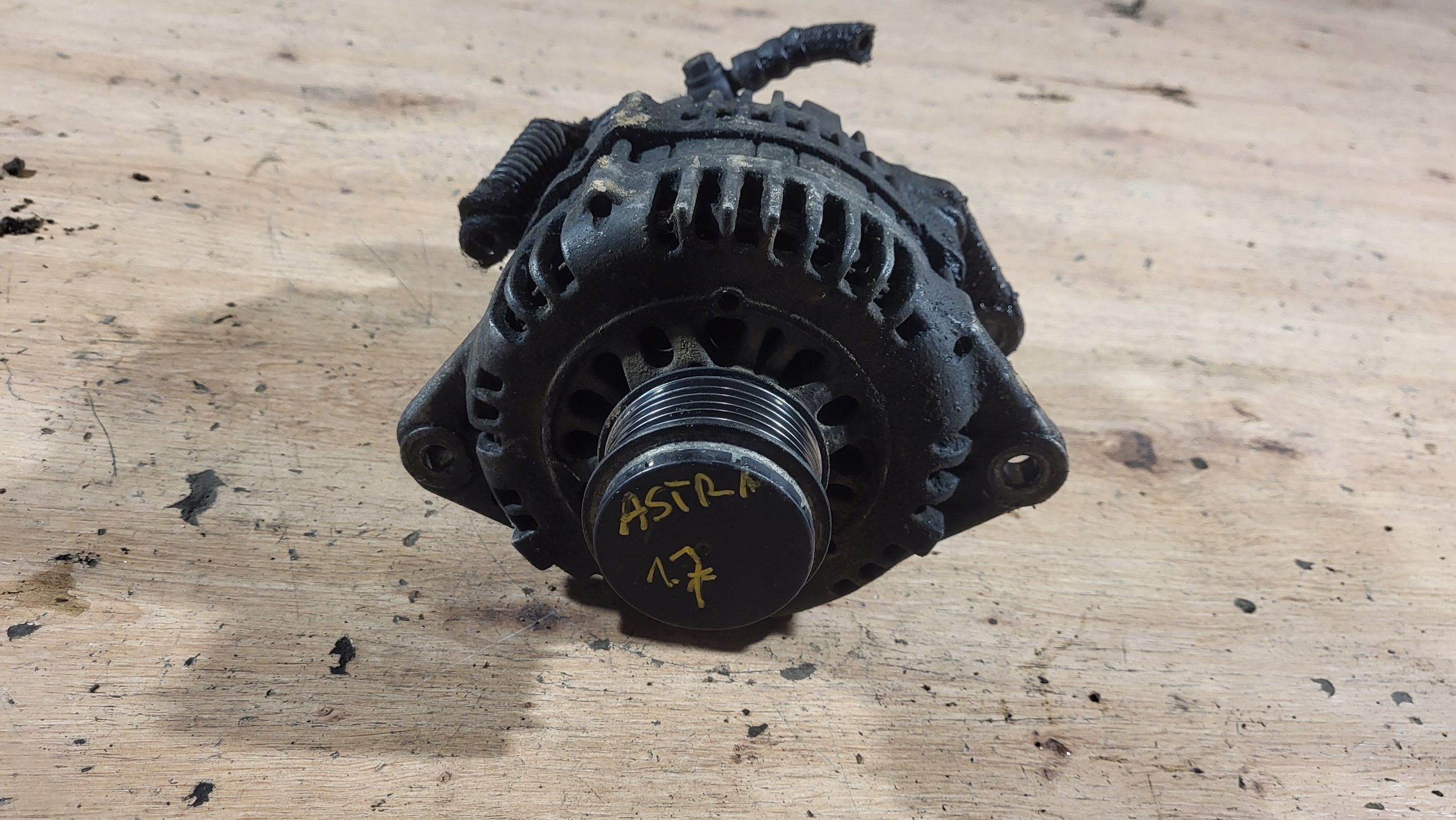 ALTERNATOR OPEL ASTRA H 1,7 CDTI
