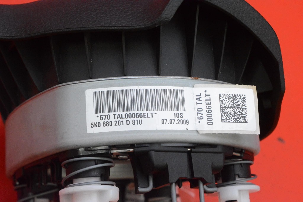 airbag driver´s 5K0880201D VW GOLF 6 VI 08-15