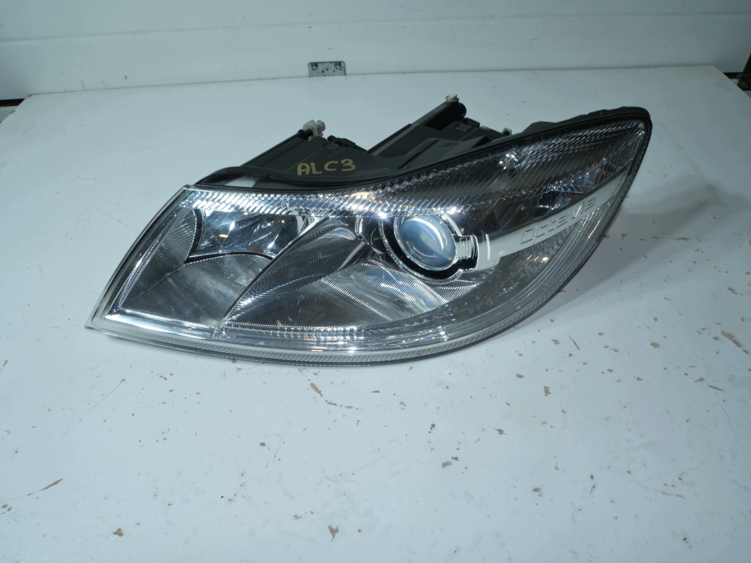 light front front left SKODA OCTAVIA II 2 LIFT XENON 1Z1941015G