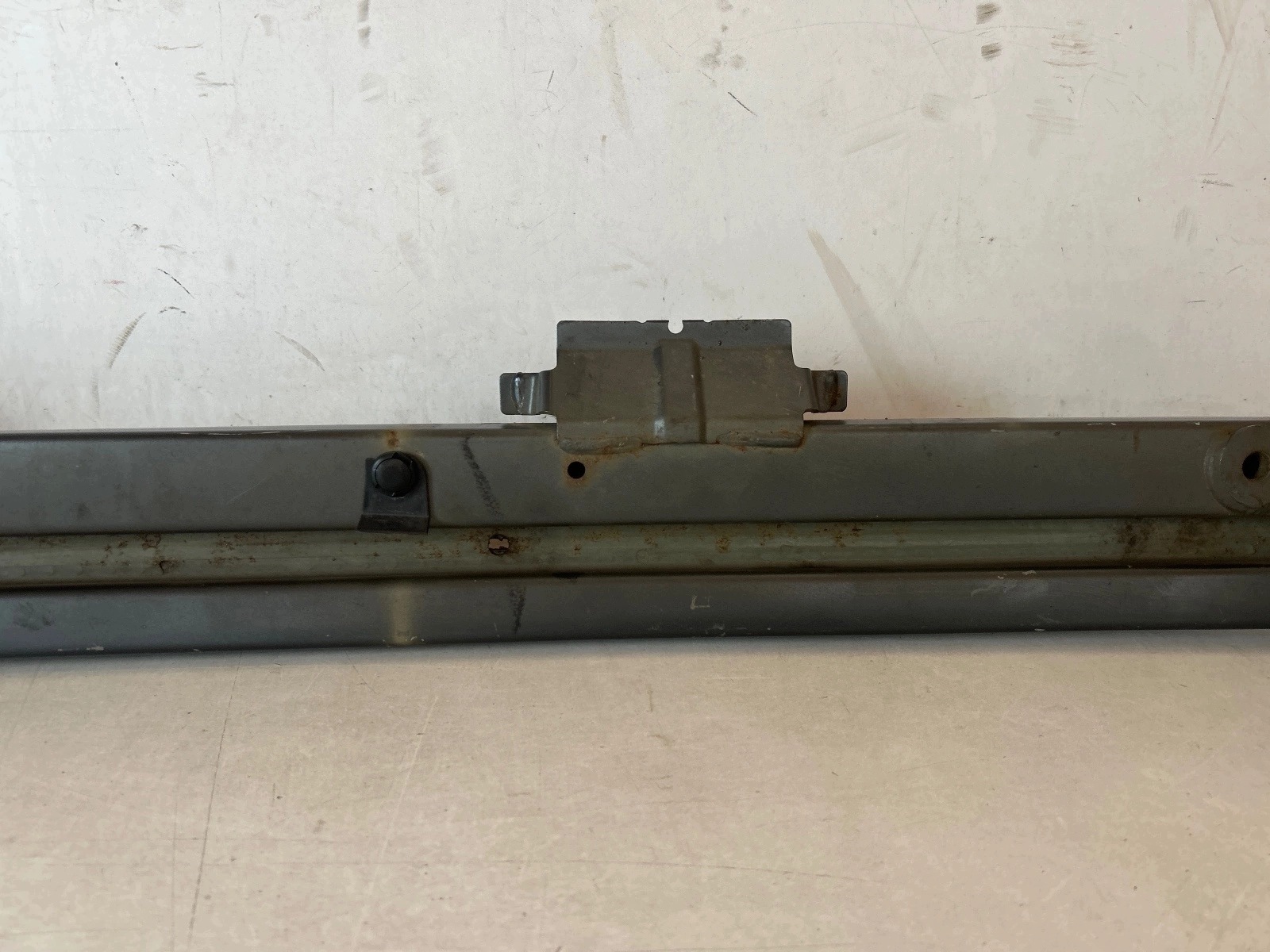 sider pillar of a bumper front Toyota Aygo II