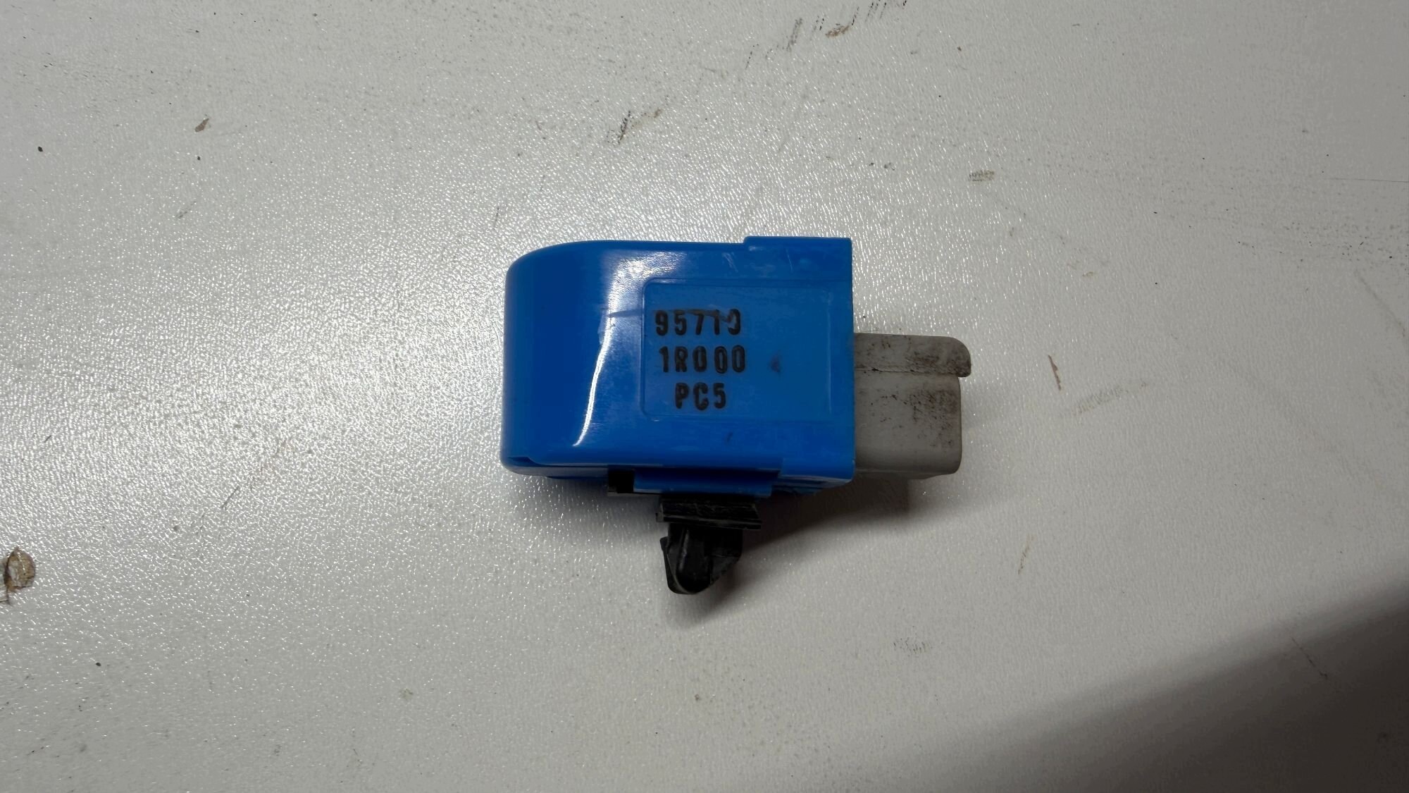KIA NIRO SPORTAGE BUZER relais sensor 957101R000