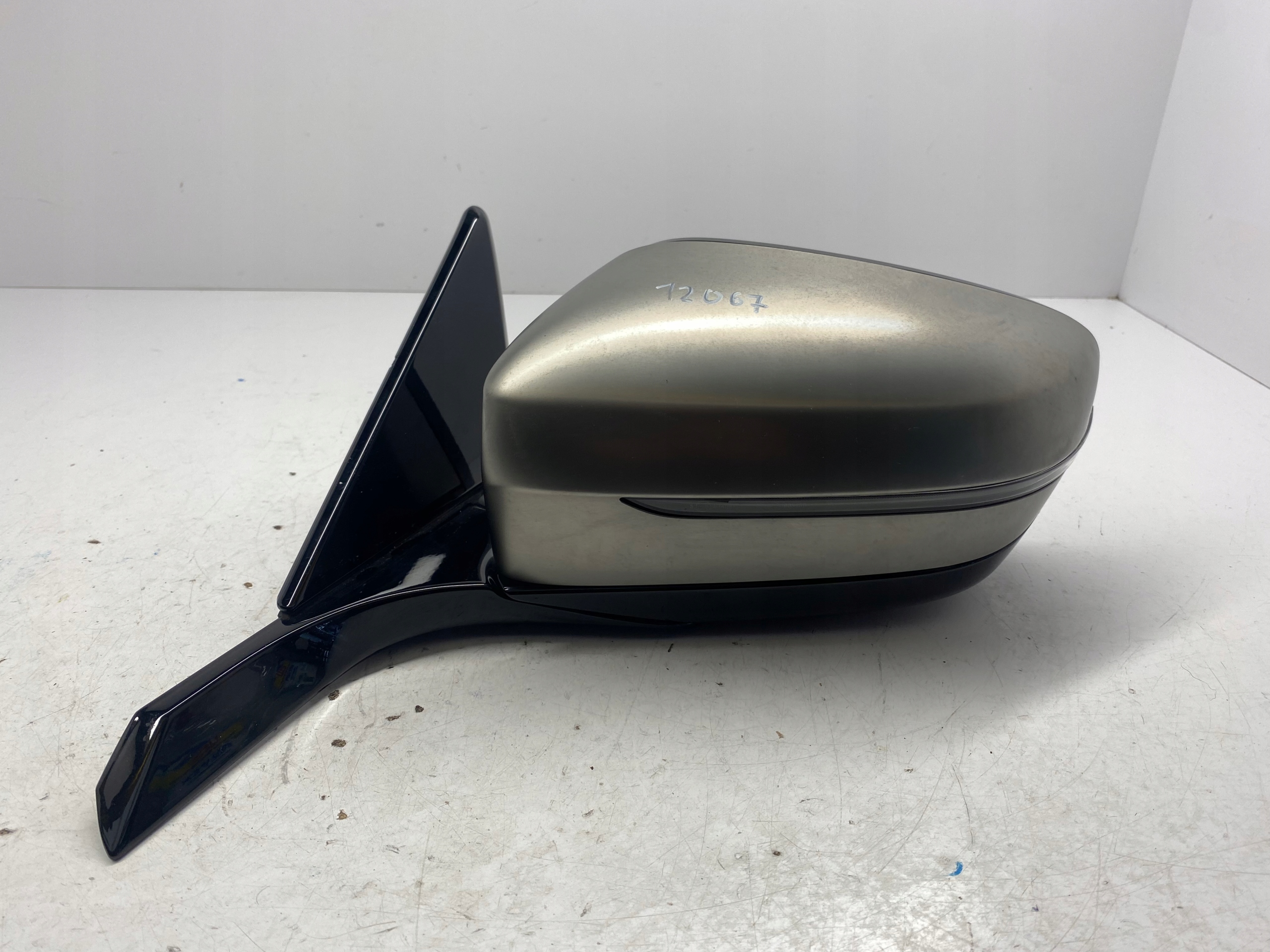 BMW 8 G14 mirror left TROJKAT 5 PIN