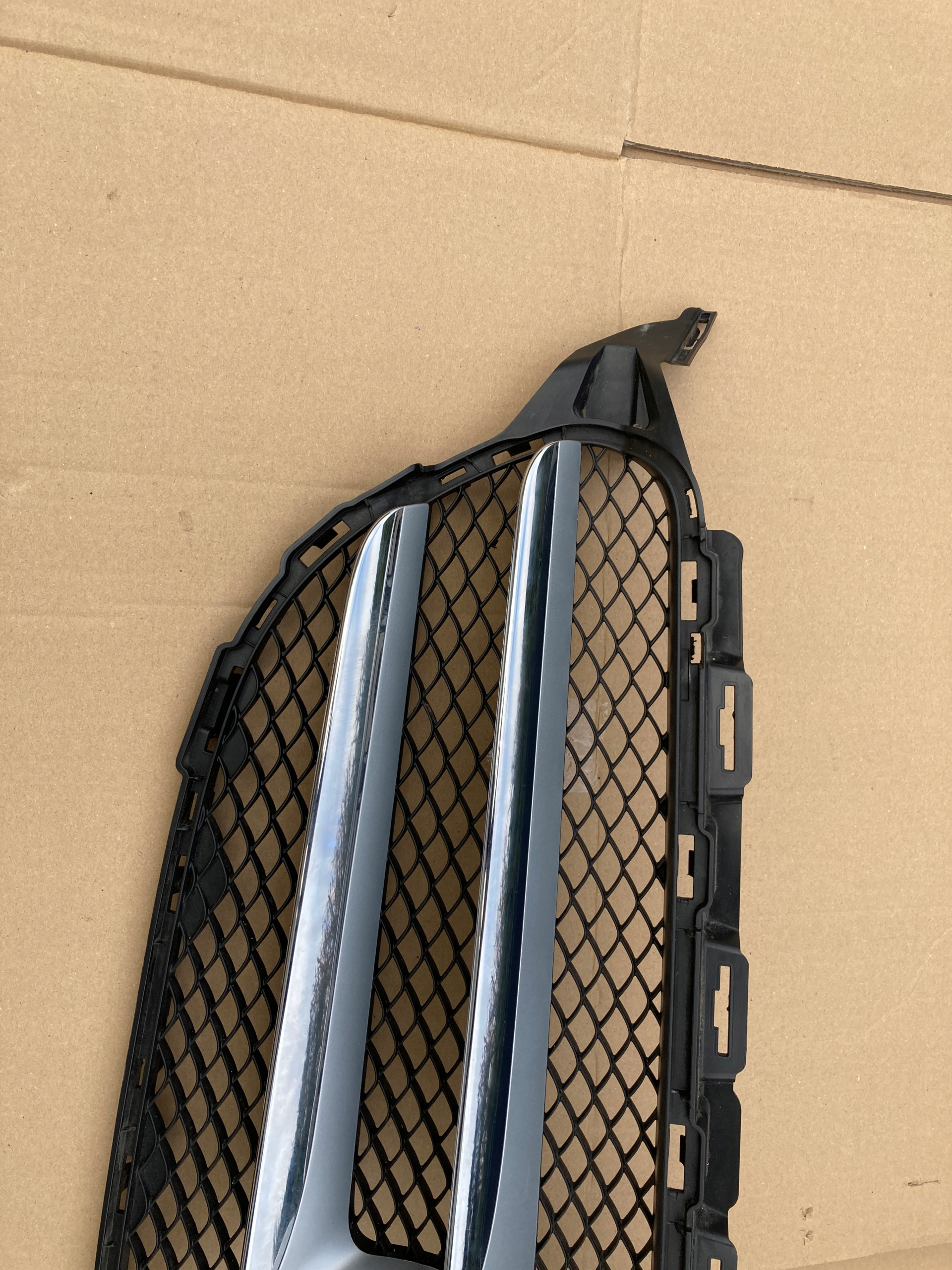 Mercedes-Benz C-Klasse W205 Kühlergrill FRONTGRILL Kühlergitter A2058880023 - Thumbnail 5