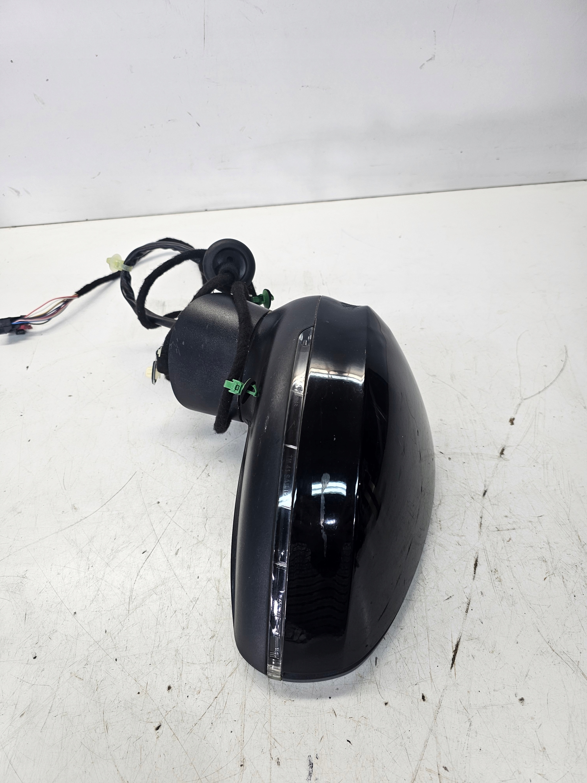 mirror exterior left AUDI A1 8X4 12-PIN UK LY9B