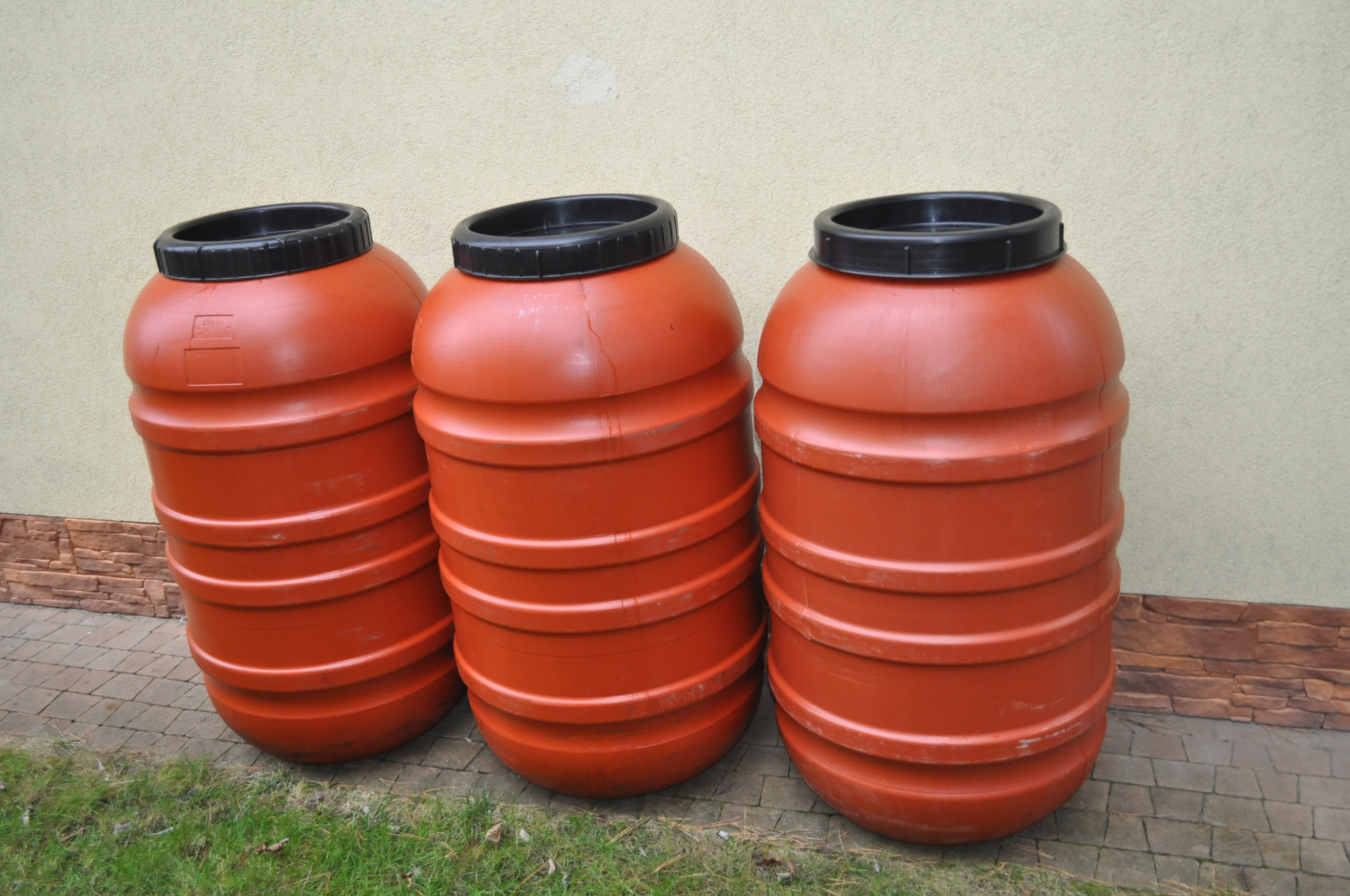 Beczka 200-220L, czysta, spożywcza, na wodę