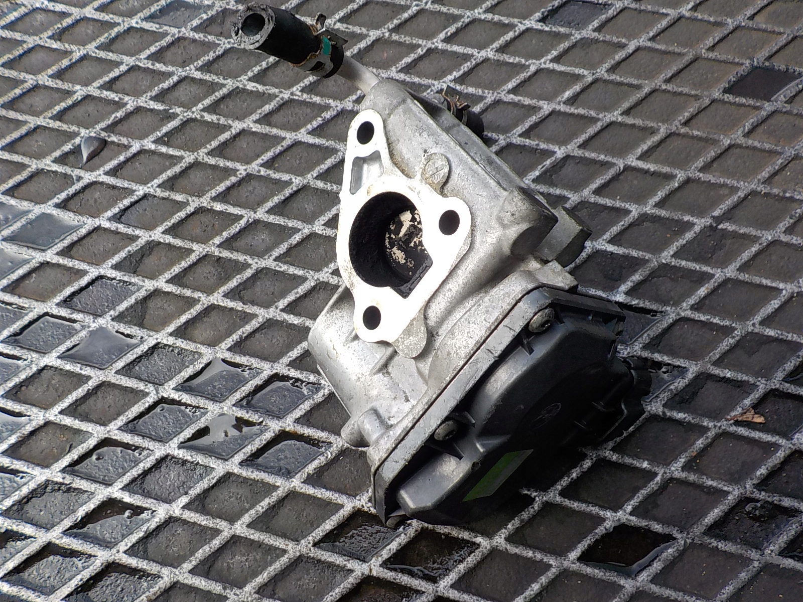 LEXUS IS II 220 2,2D AGR-Ventil 25800-26020