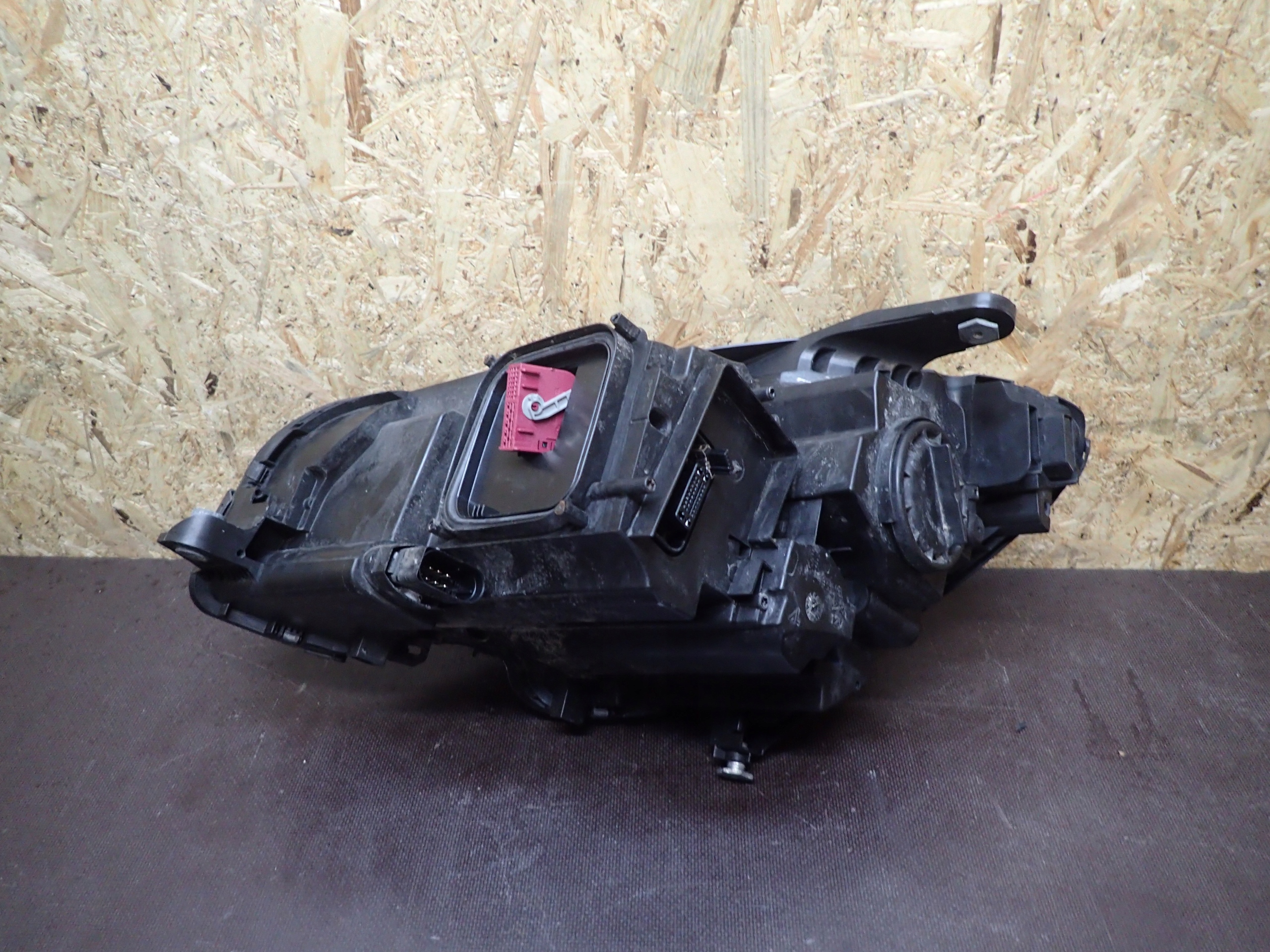 LIGHT FRONT RIGHT MERCEDES CLS W218 XENON LED