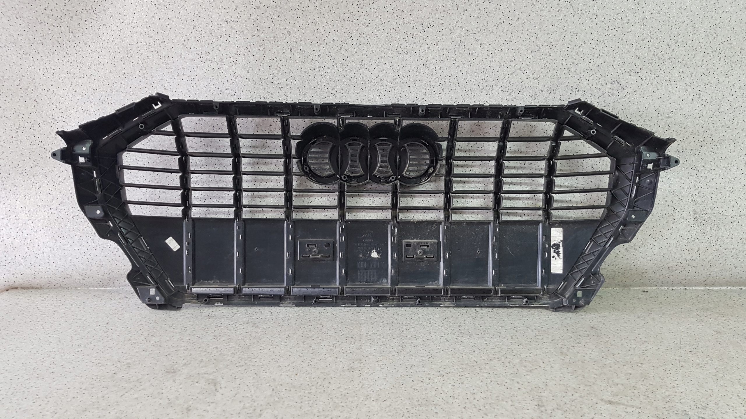 AUDI Q3 Q 3 A83 S LINE Grill Grill 3123