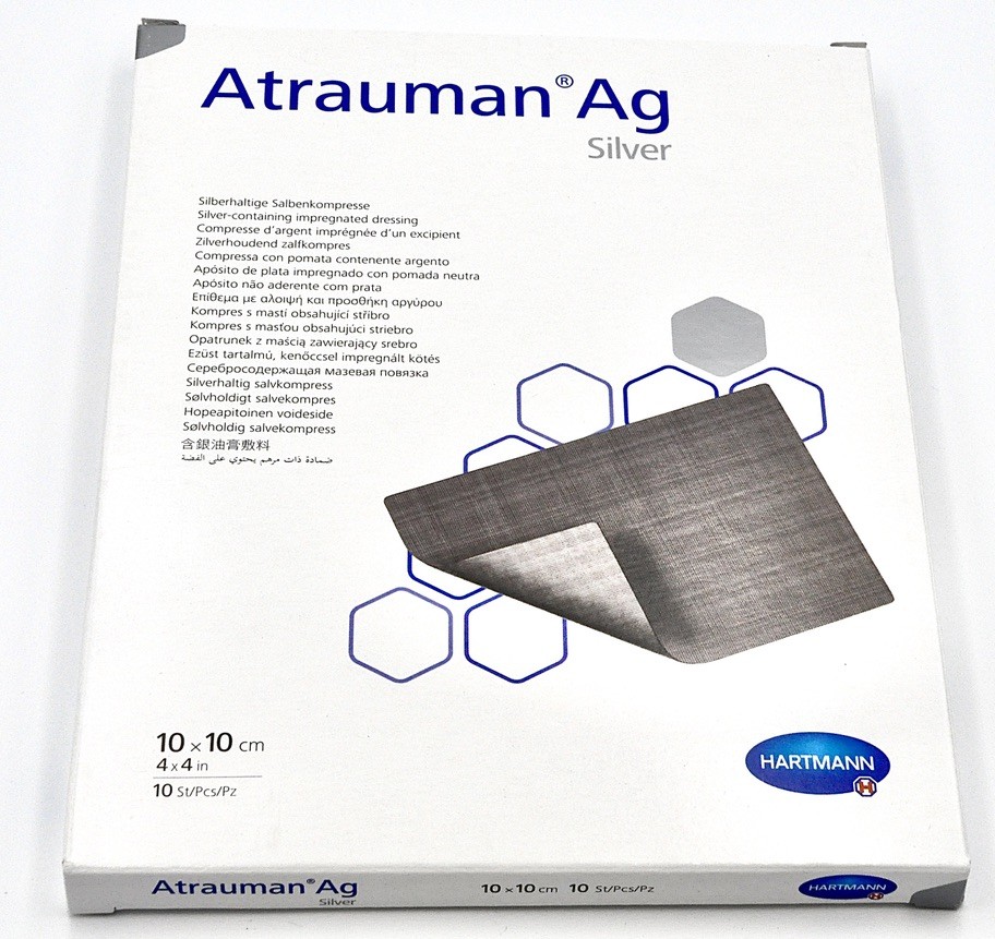 Atrauman Ag opatrunek ze srebrem 10x10cm 10 szt