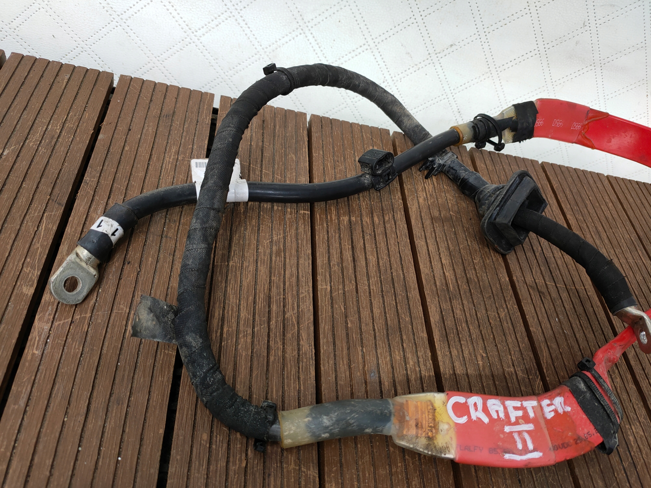 VW CRAFTER II 20-24 KABEL PLUSOWY AKUMULATORA BATERII 7C0971228J OE