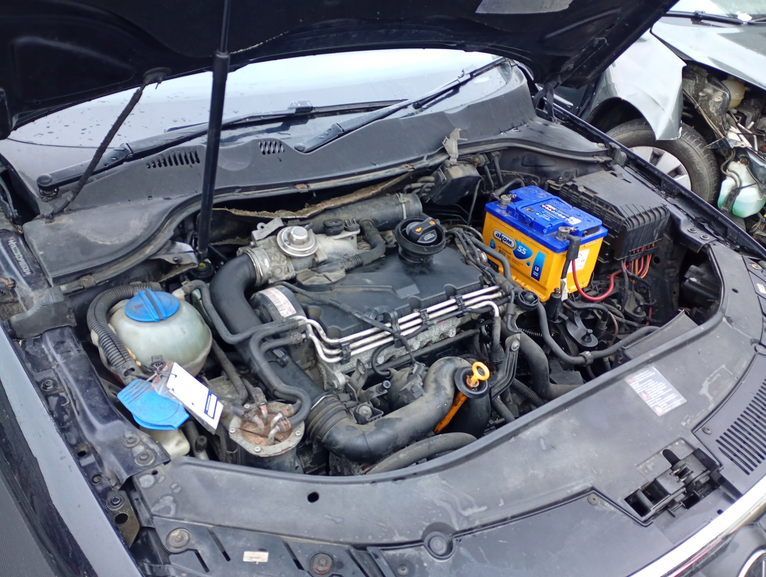 VW Passat B6 05-10 engine 1.9 TDI BLS, BKC, BXE przebieg 351 478 km