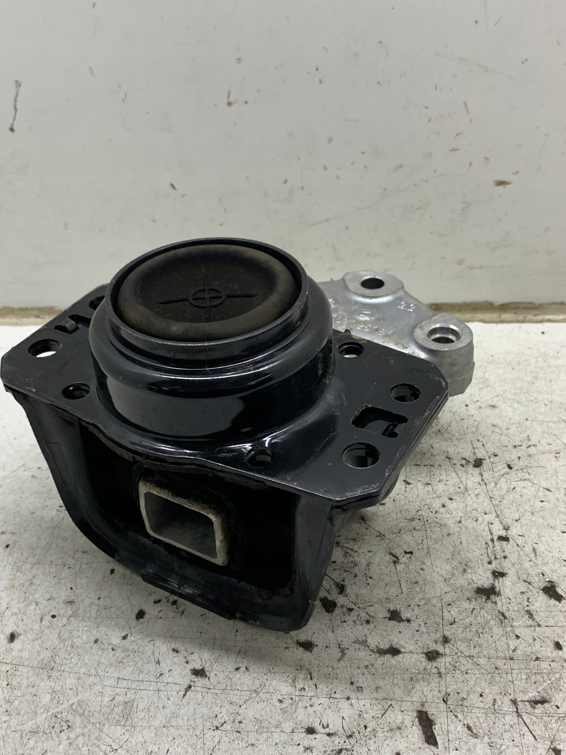 holder engine mount 9682026780 CITROEN BERLINGO