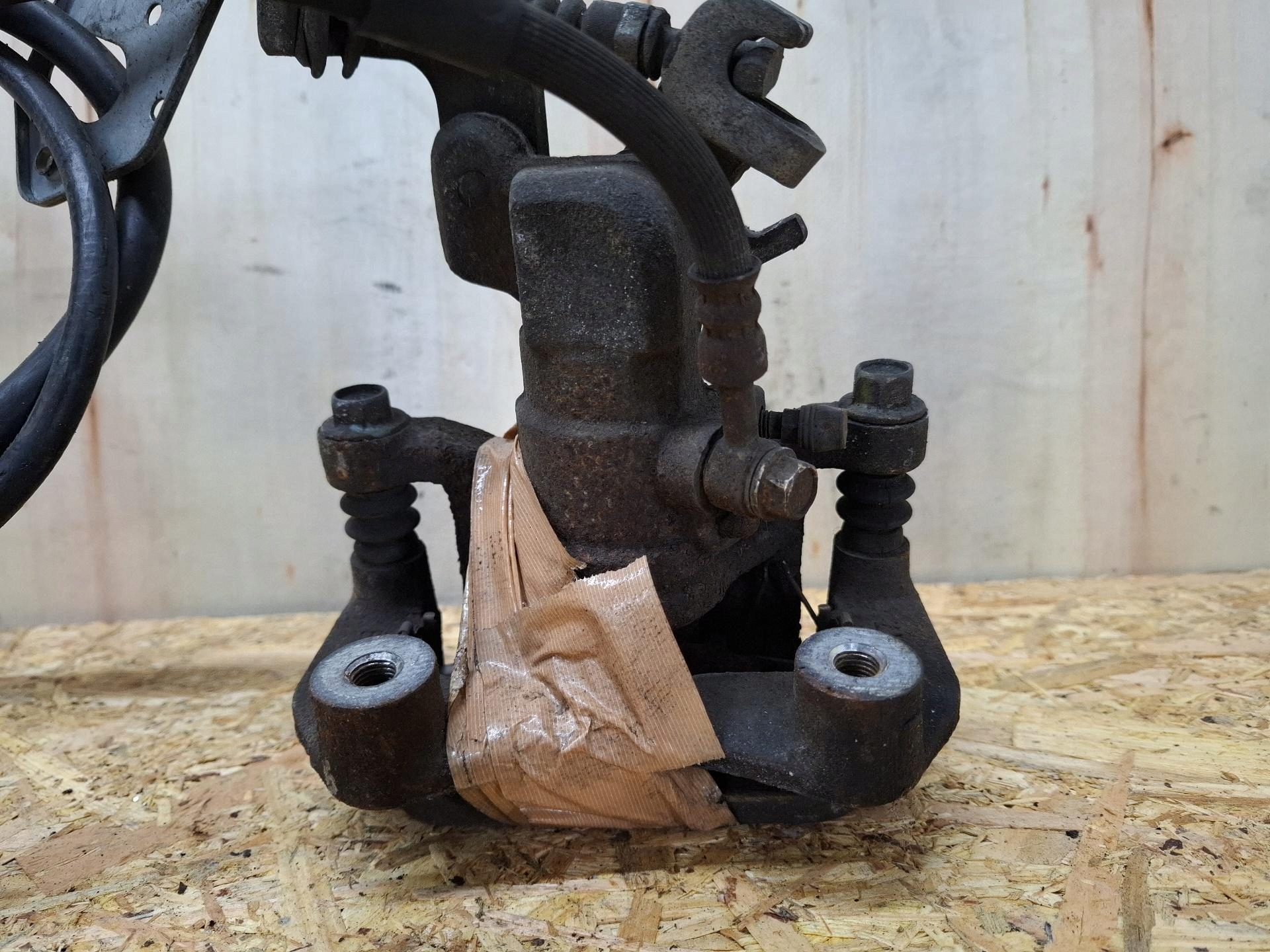 caliper brake rear part right side Mazda 6 2 facelift 2009