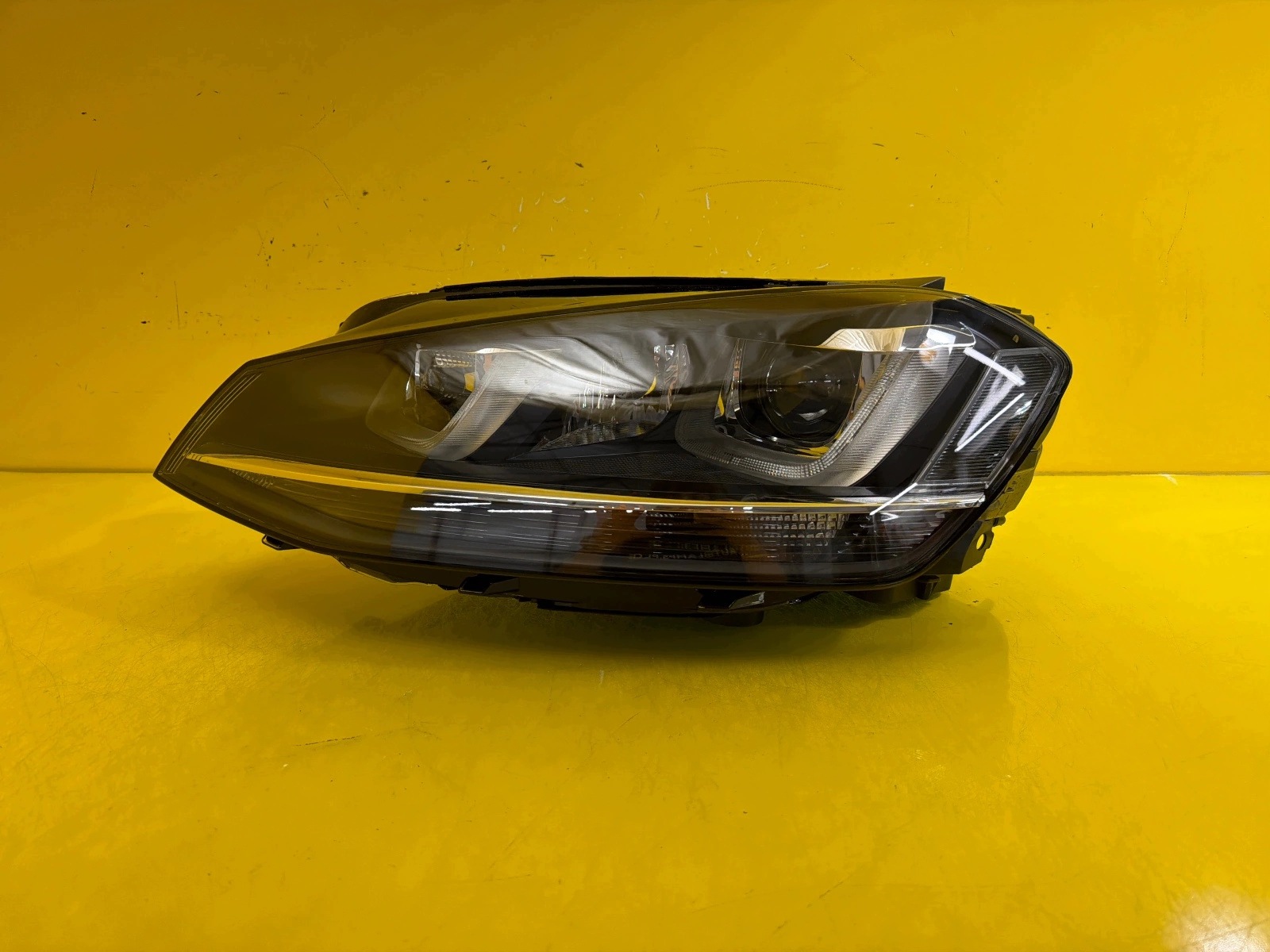 light left front VW Golf VII Bi-Xenon 5G1941033