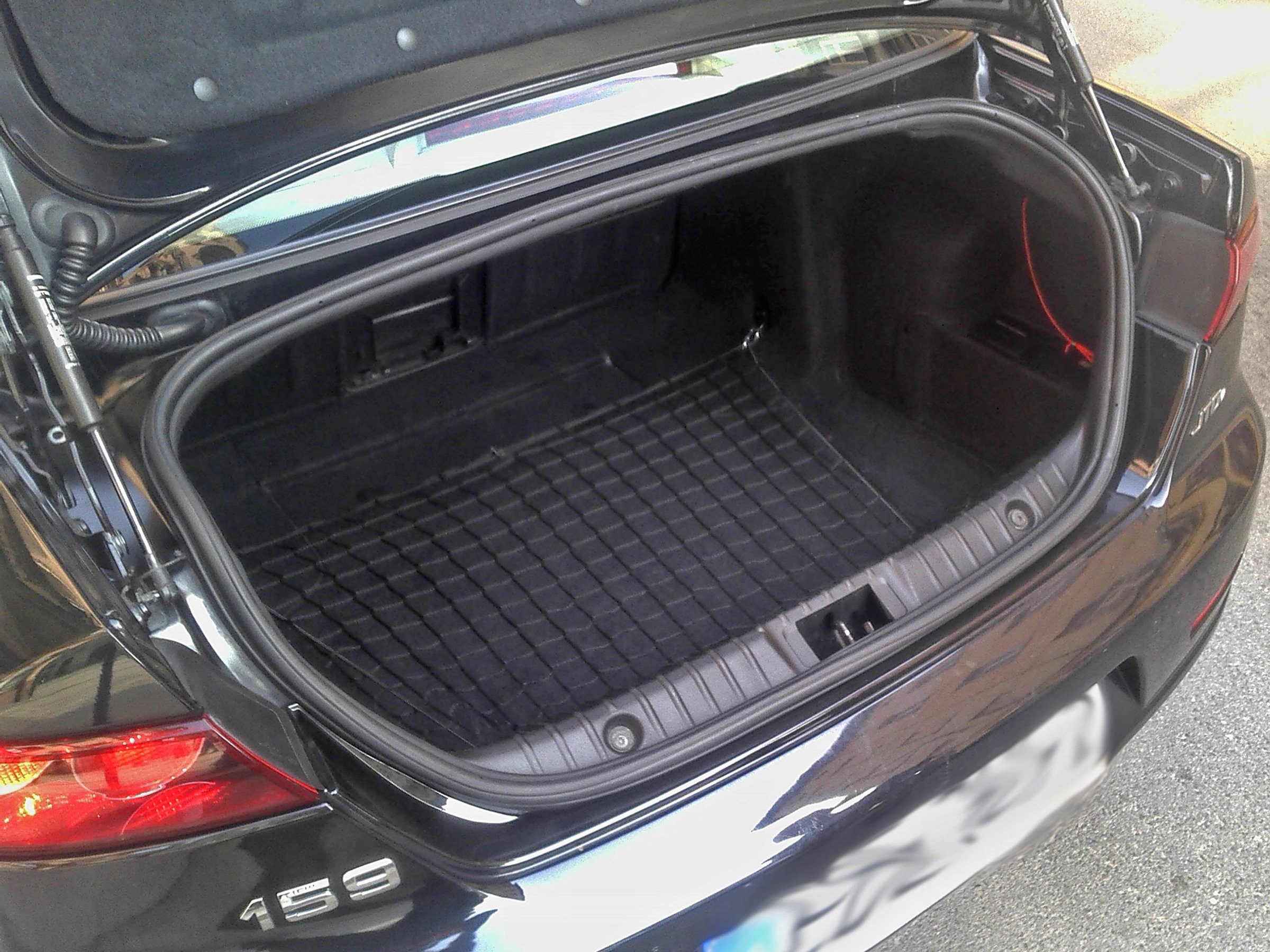 Dedykowana ALFA ROMEO 159 Sedan 2005-2011 2010 Rodzaj siatki