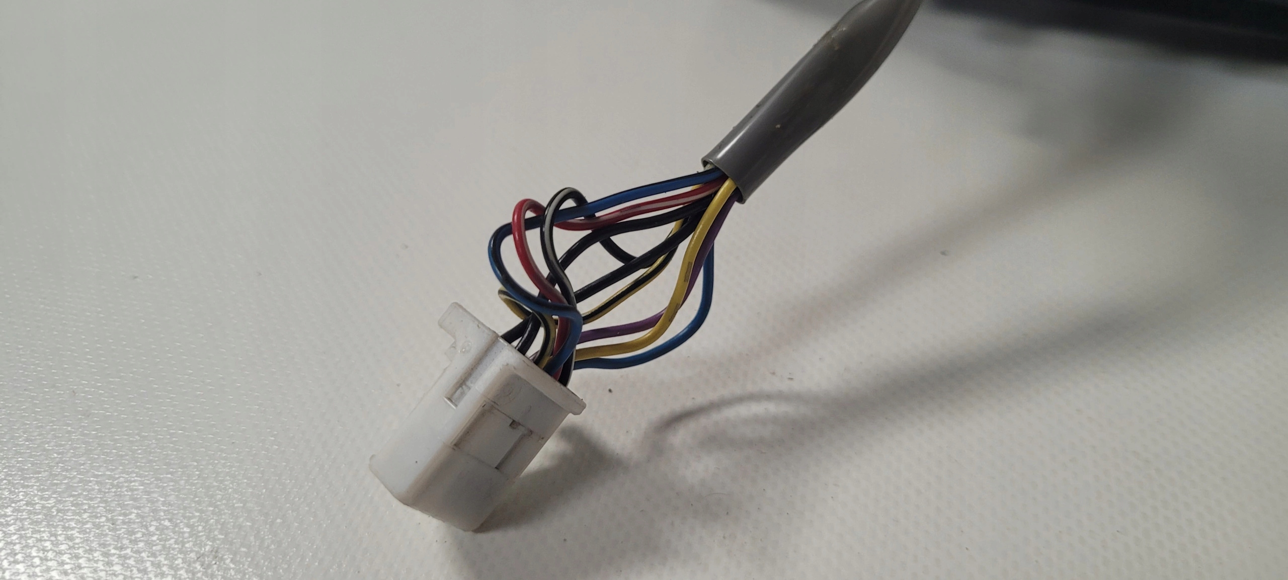 LUSTERKO LEWE INFINITI M35 9 PIN EUROPA ORYGINAŁ Kolor szary