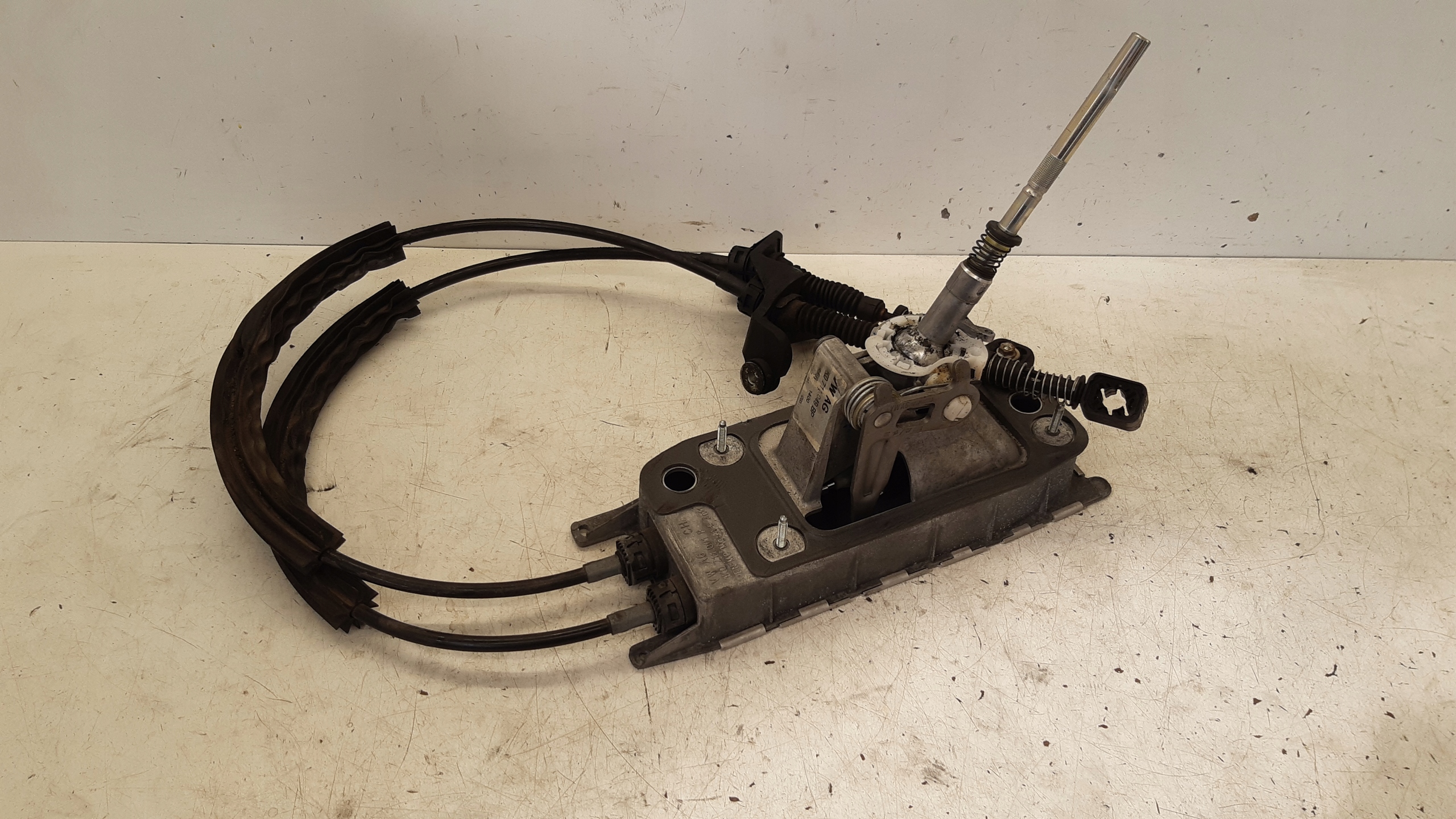 Mecanisme levier vitesse Câble 6 Engrenage 1K0711049BP Audi A3 8P