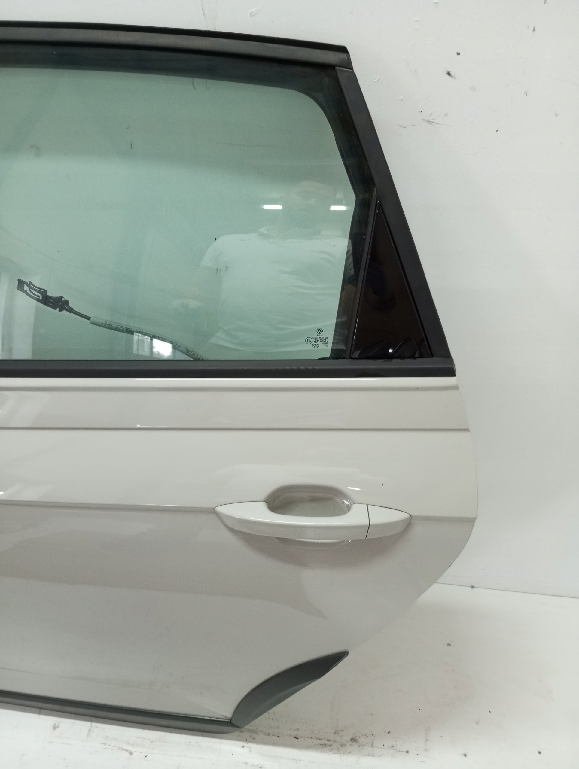 door left rear. VW TAIGO 2G7 23R