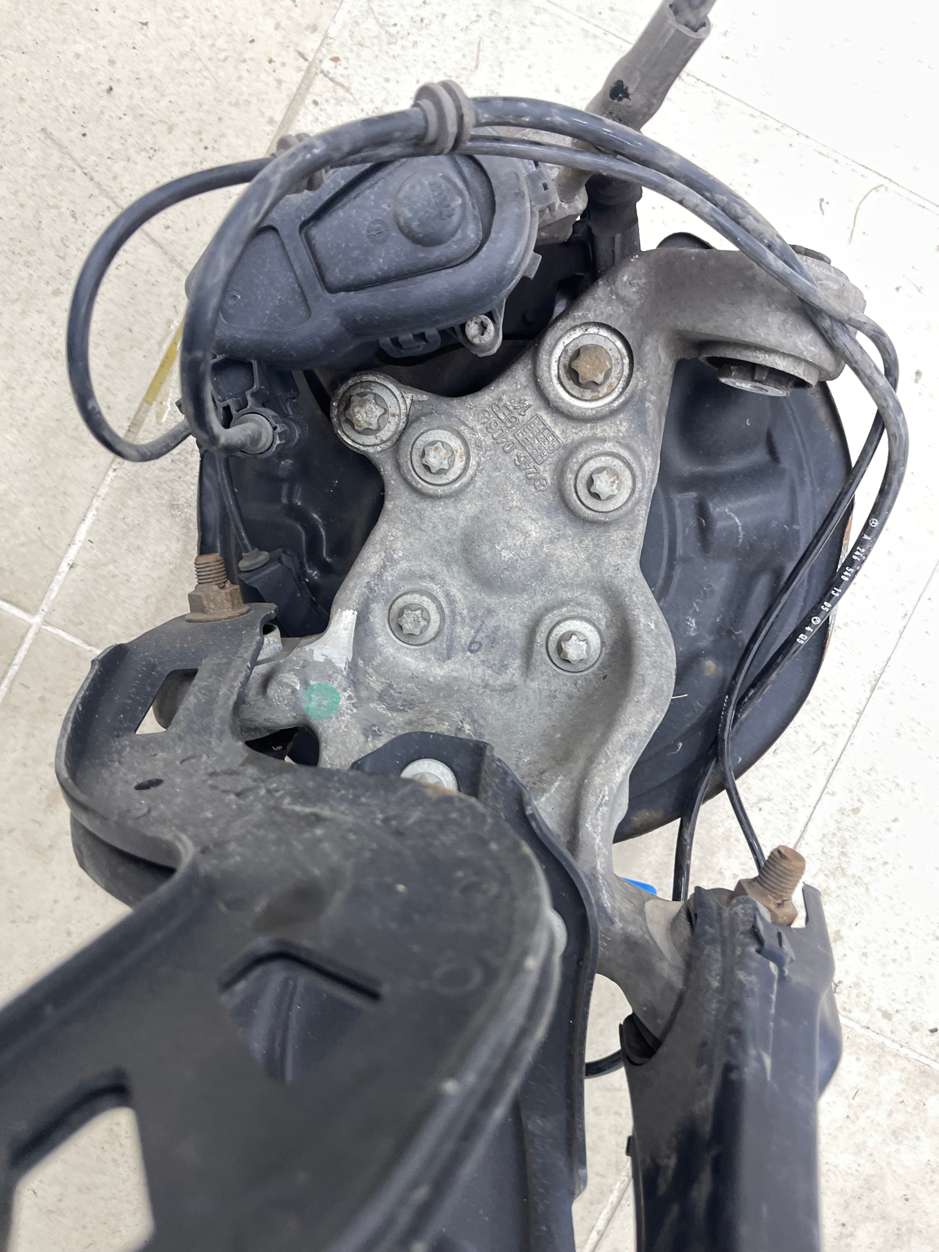 MERCEDES W246 swing right rear part 1.6 CGI A2460406
