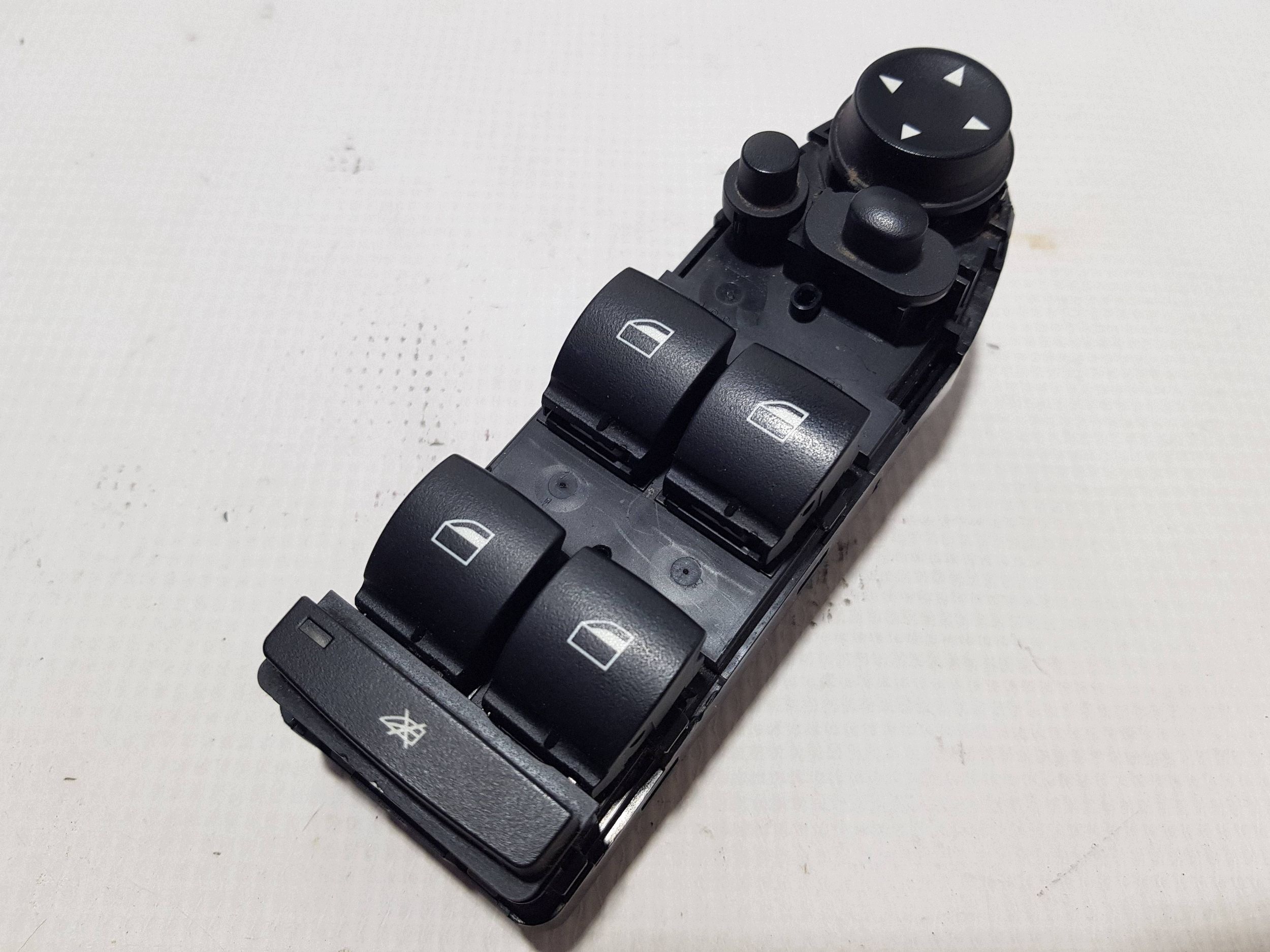 BMW X5 E70 LIFT X6 E71 PANEL window control switch left front 9218044