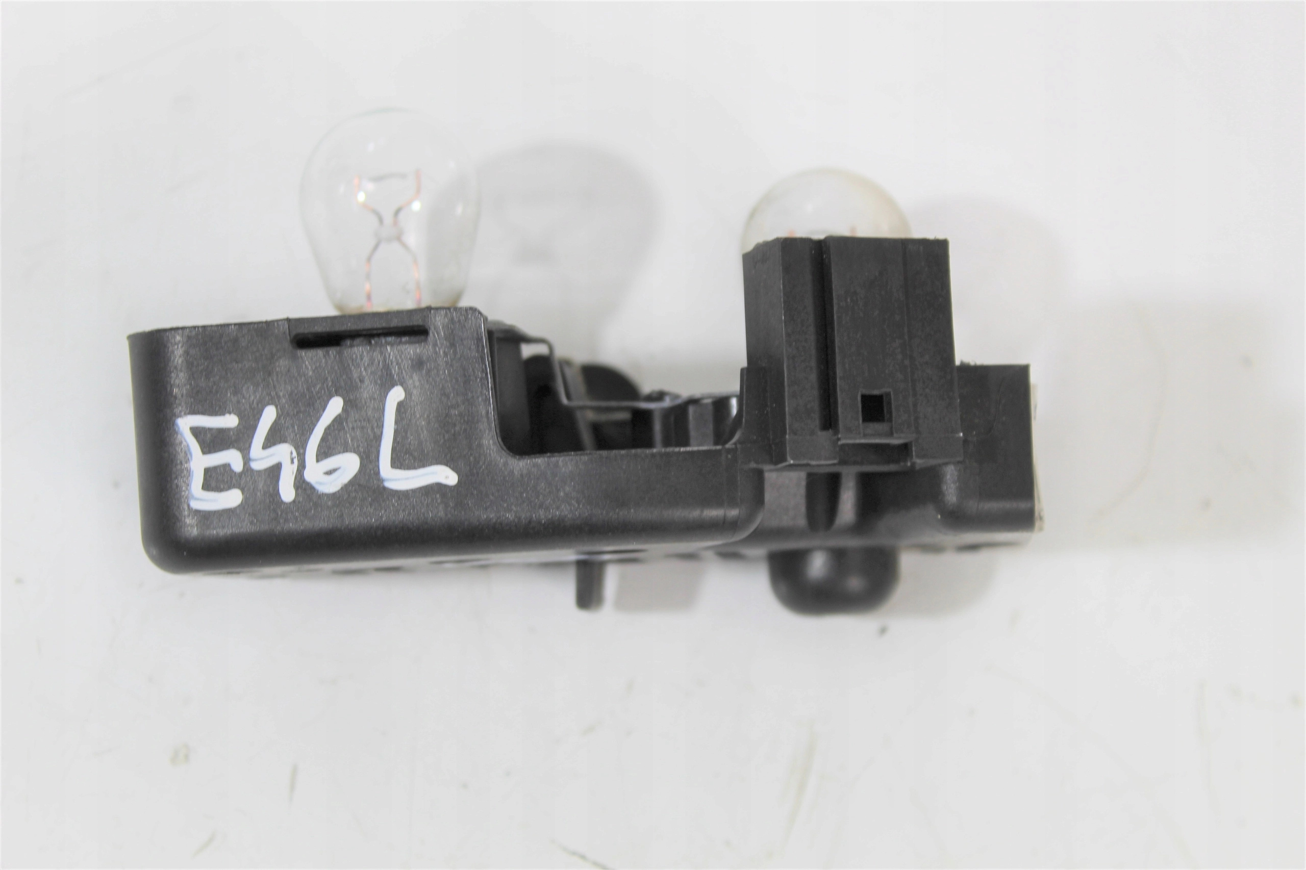 WKŁAD LAMPY LISTWA ŻARÓWKOWA LEWY TYŁ BMW E46 Typ samochodu Samochody osobowe