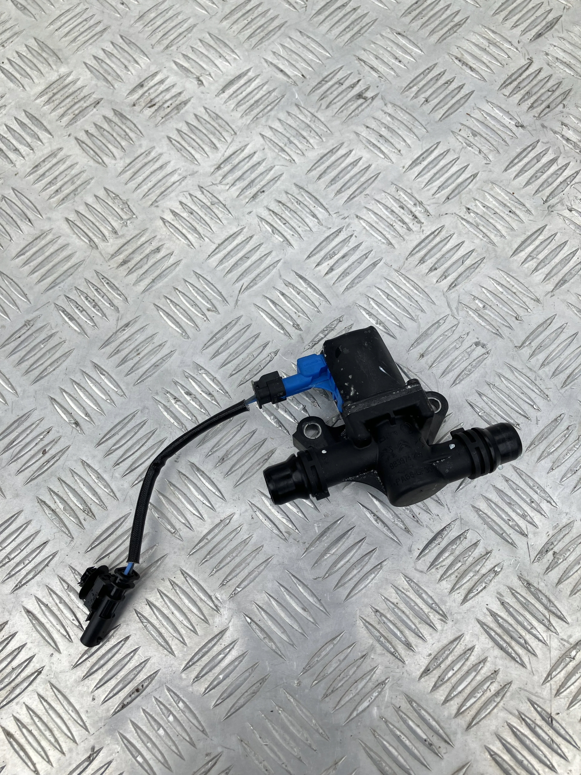 ZAWÓR ELEKTROZAWÓR WODY OPEL MOKKA-E 20- 9839741280