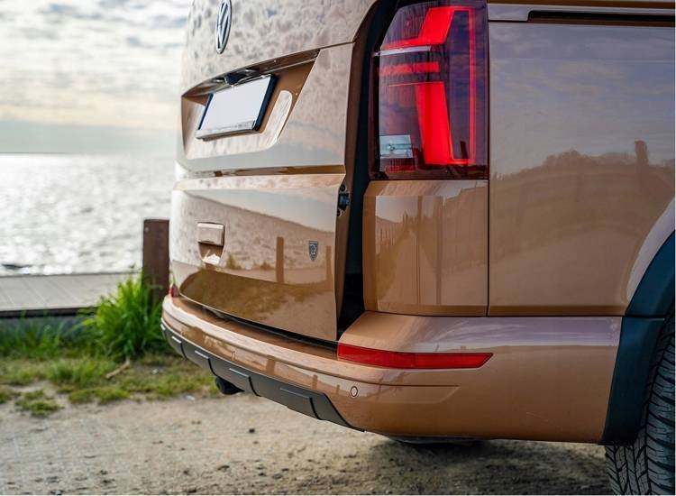 Przedłużka do zamka tylnej klapy VW T5 2003-2015 Numer katalogowy części 7522TFS001